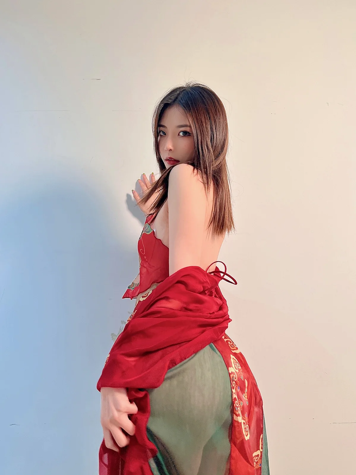 陈妮妮 - 1.22 福兔迎春 [19P-30MB]