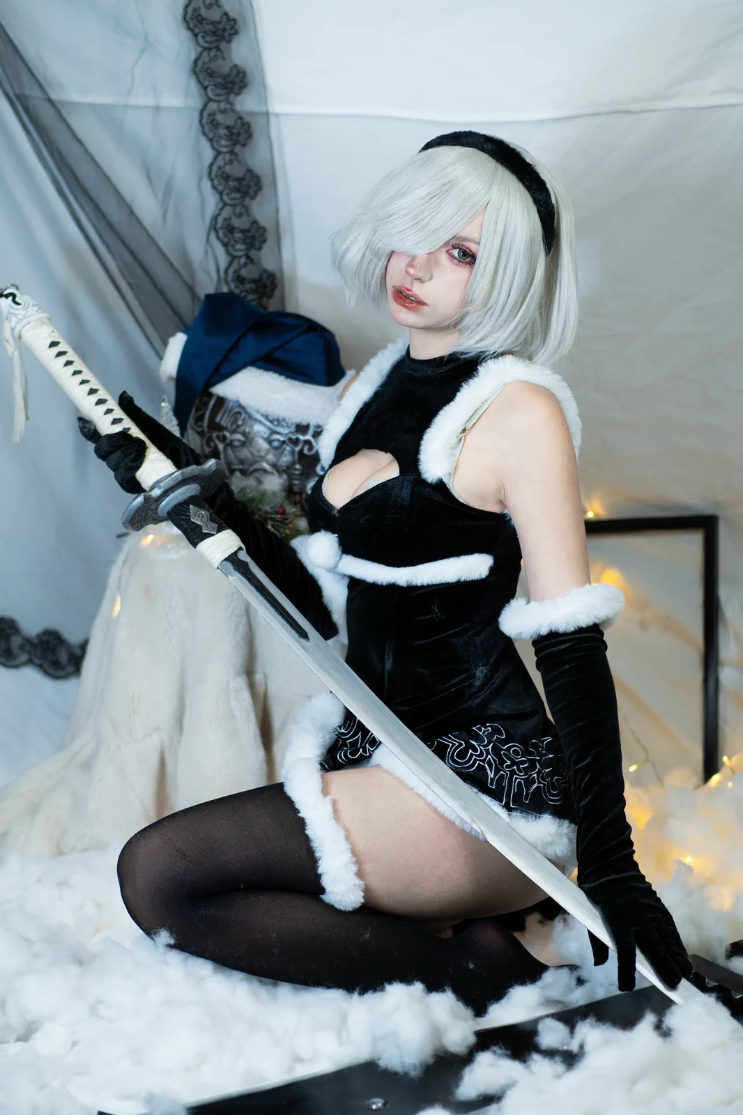 Himeecosplay - 2B Xmas [60P-331MB]