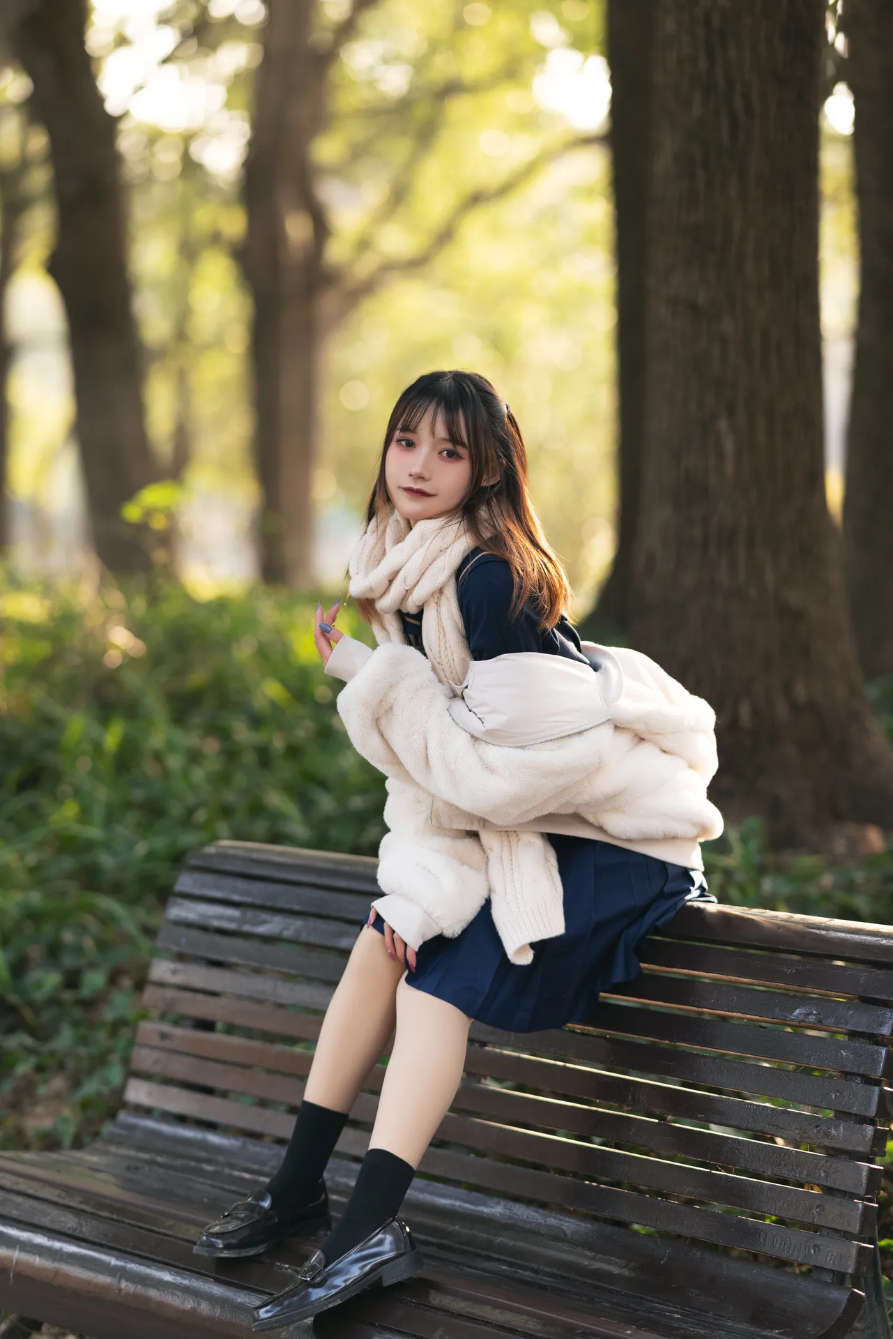 兔子Zzz不吃胡萝卜 - 初冬 [34P-299MB]