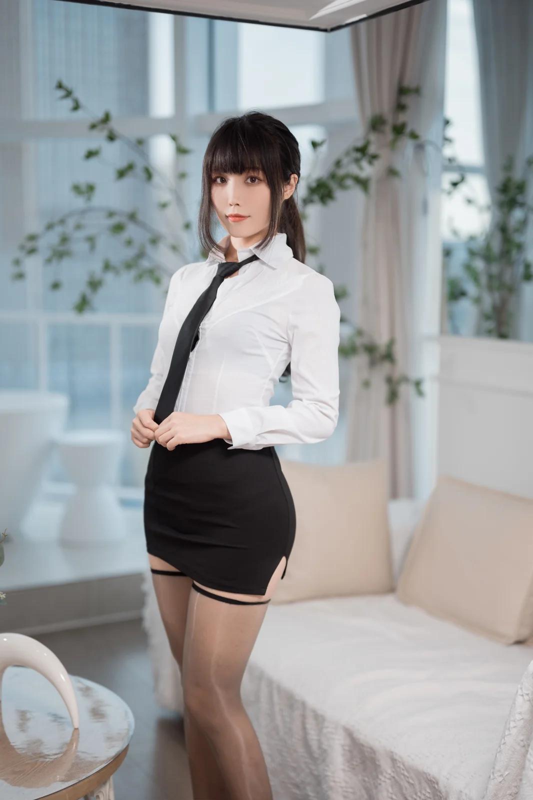 汪知子 - OL [55P-318MB]