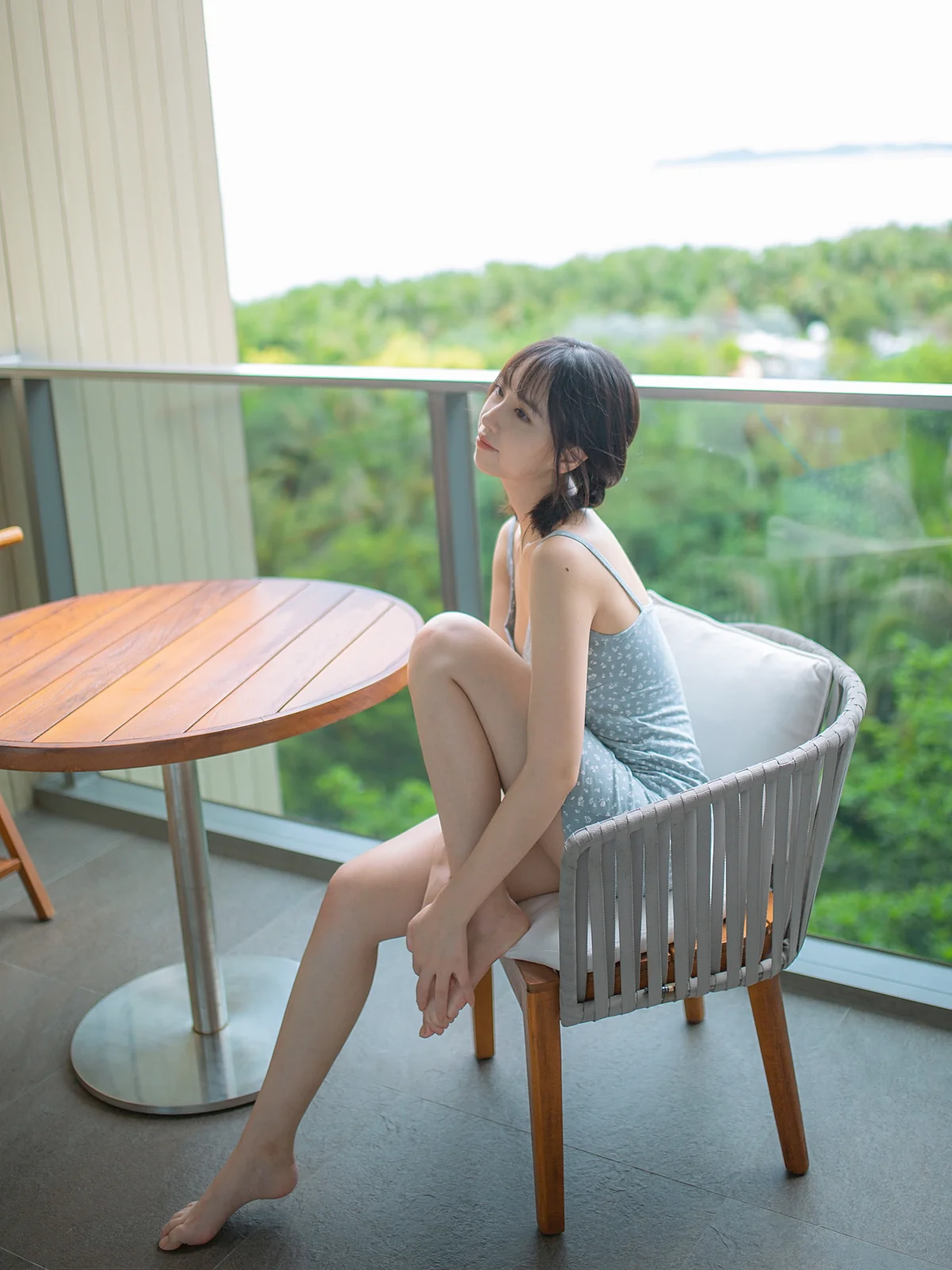 念雪ww - 无尽夏 [27P-298MB]