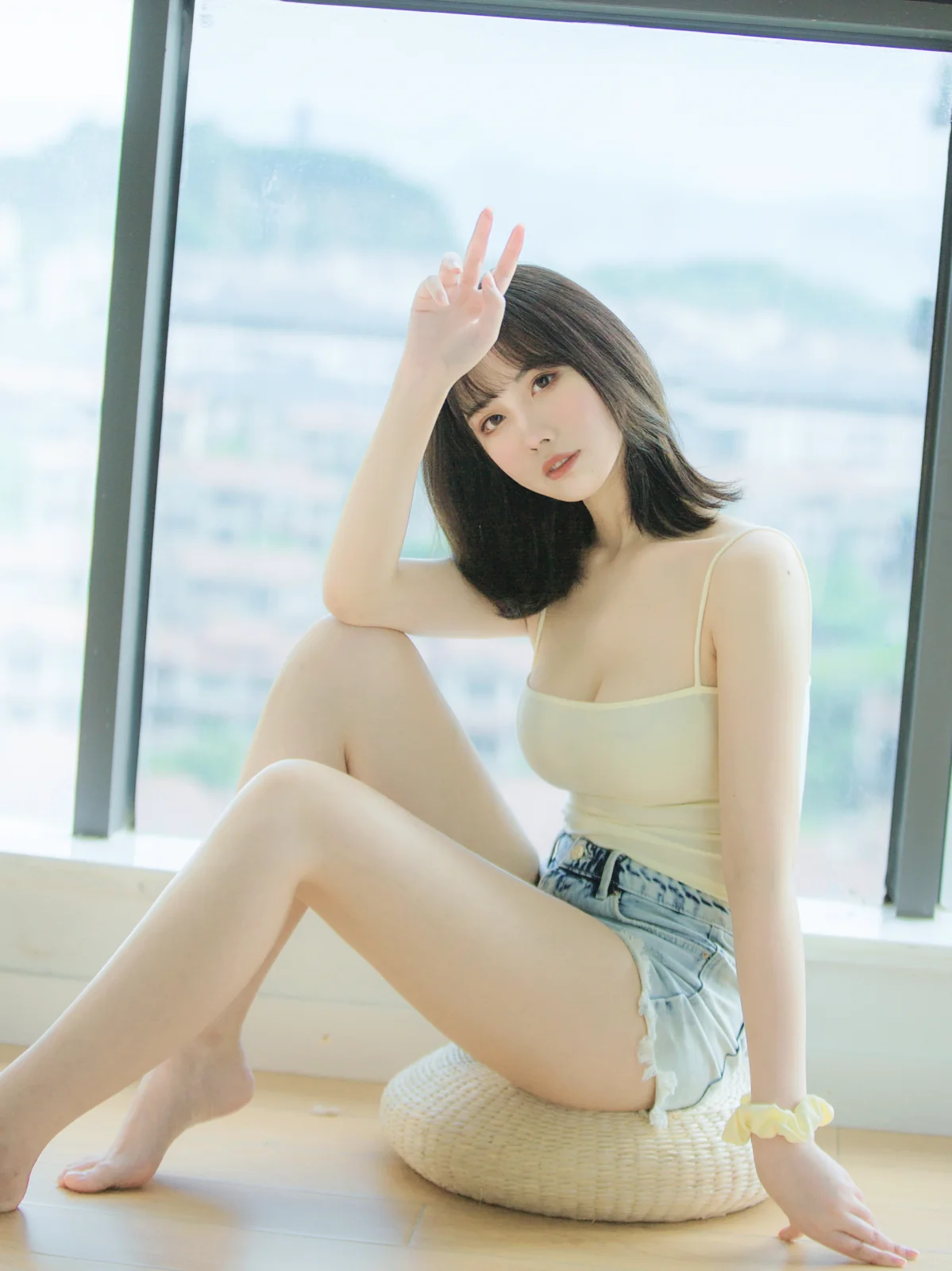 念雪ww - 夏日柠檬 [32P-329MB]
