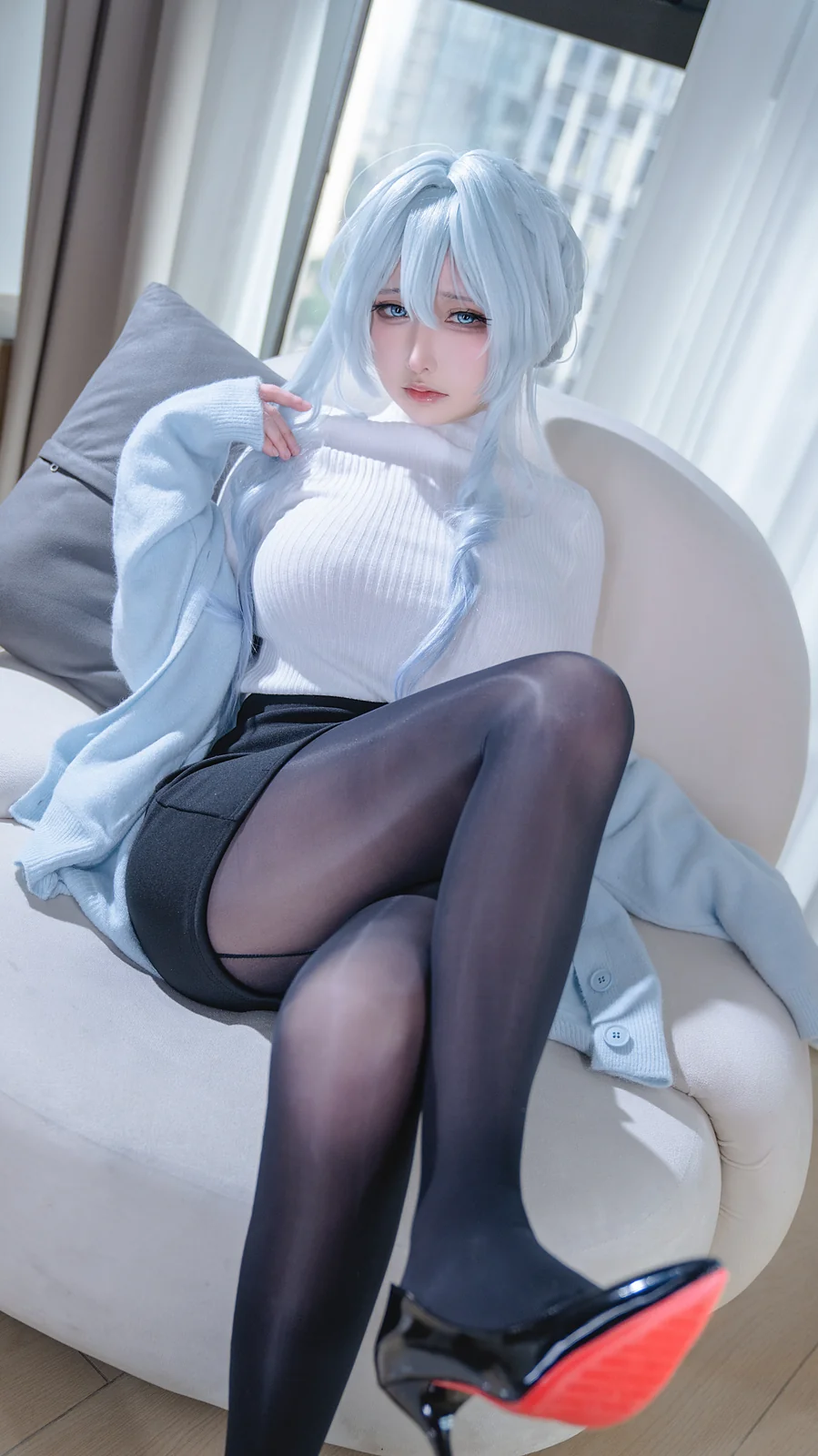 樱梨梨 - 雪女 32P [32P-252MB]