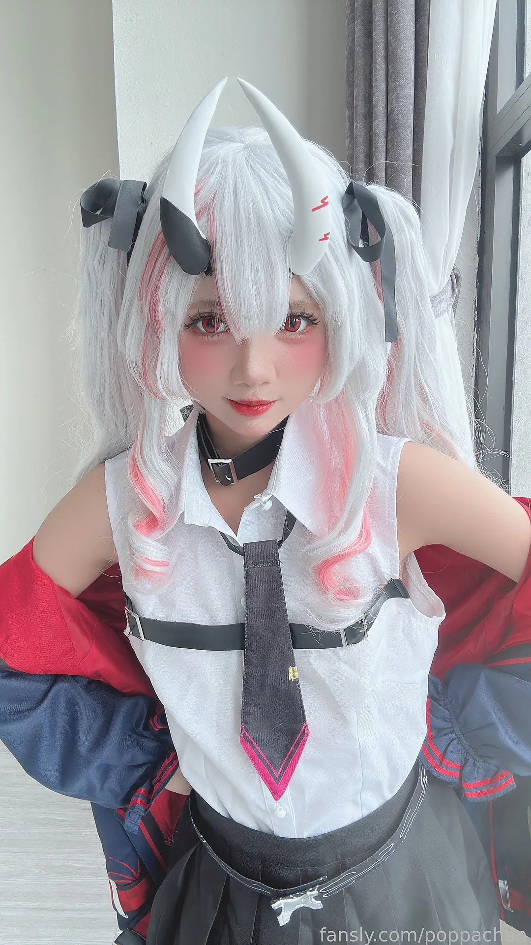 PoppaChan - Nakiri Ayame [19P-51MB]