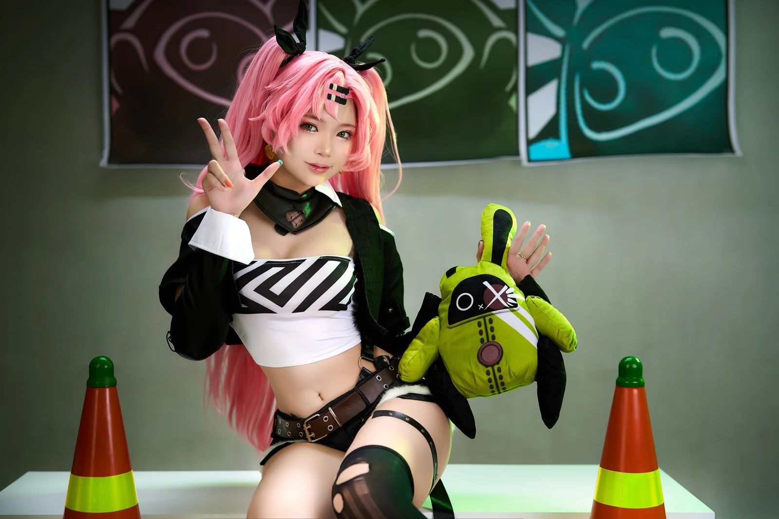 ZinieQ - Nicole (Zenless Zone Zero) [35P-300MB]