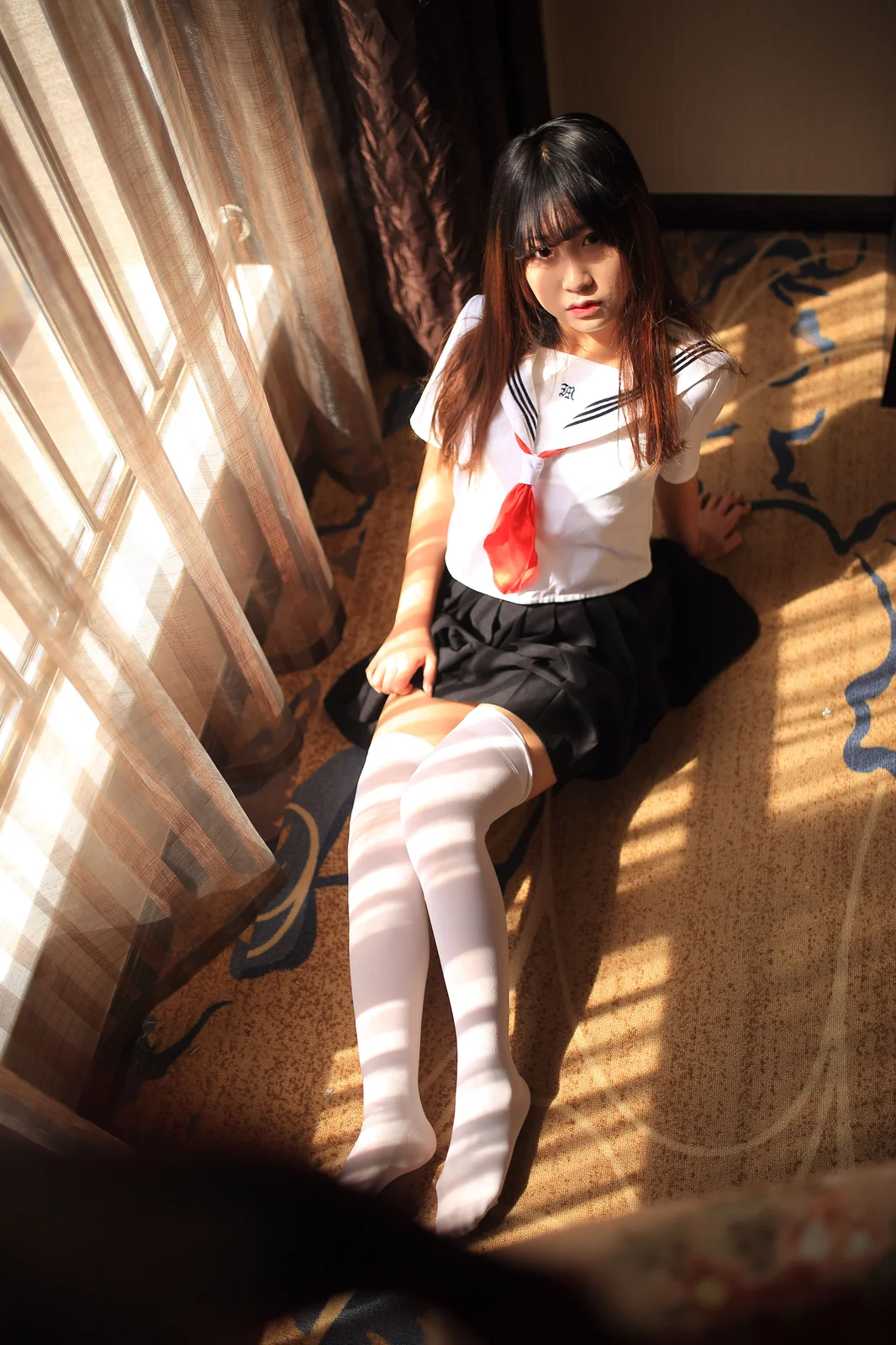 猫九酱 - JK水手服 526P [526P-1.01GB]