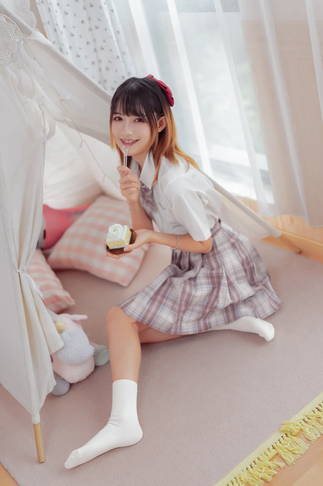兔子Zzz不吃胡萝卜 - 少女心事 [31P-146MB]