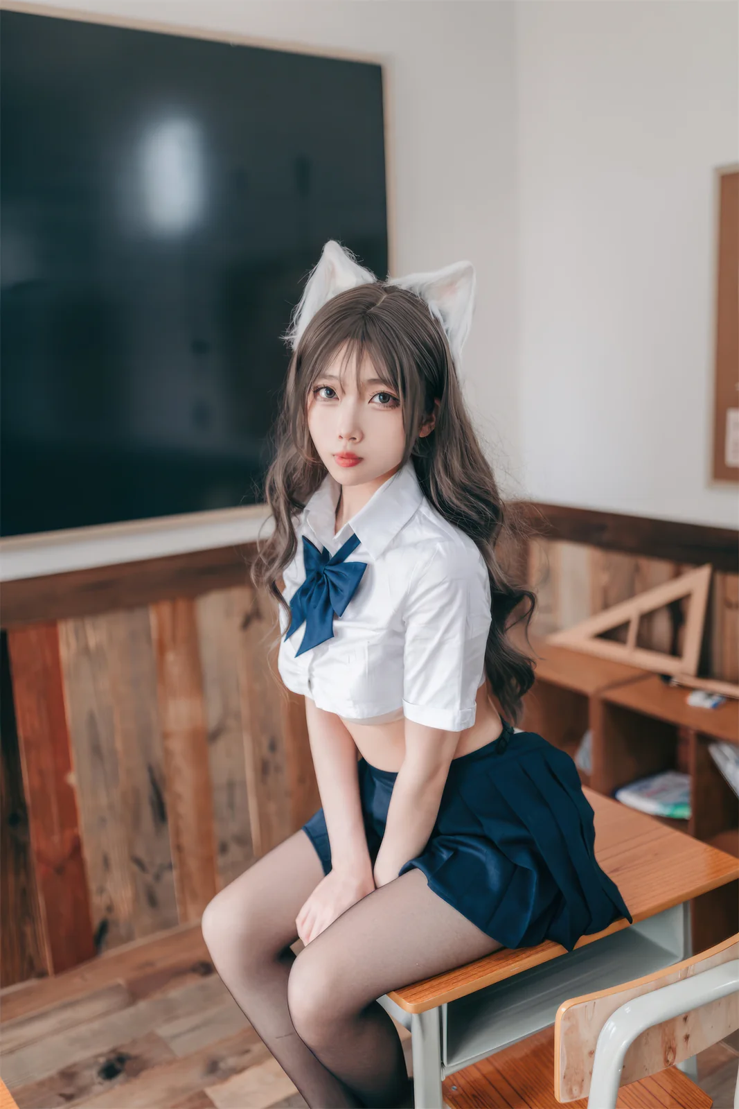 杏仁曲奇 – 生徒会坏猫猫 52P [52P-355MB]
