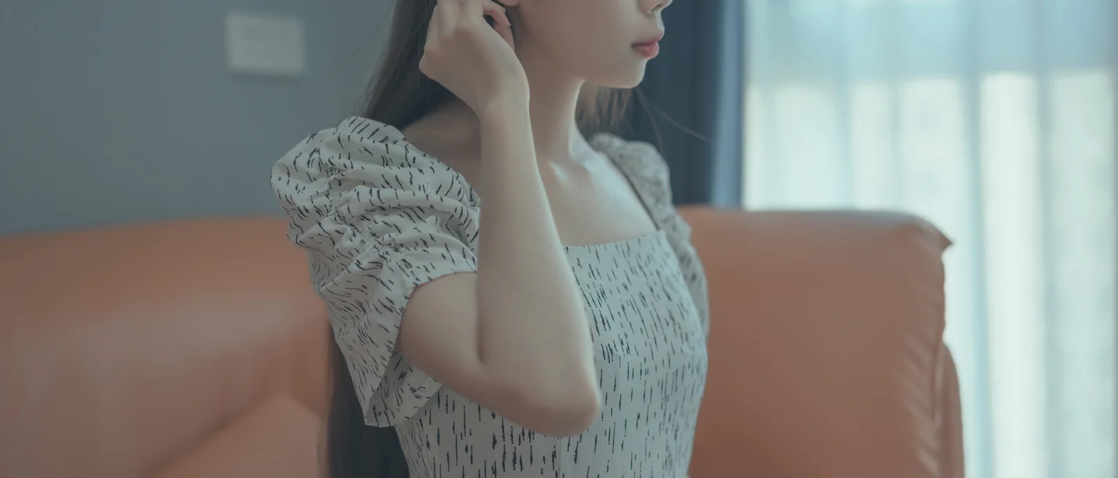 杏仁曲奇 - 反差表姐 [102P-237MB]