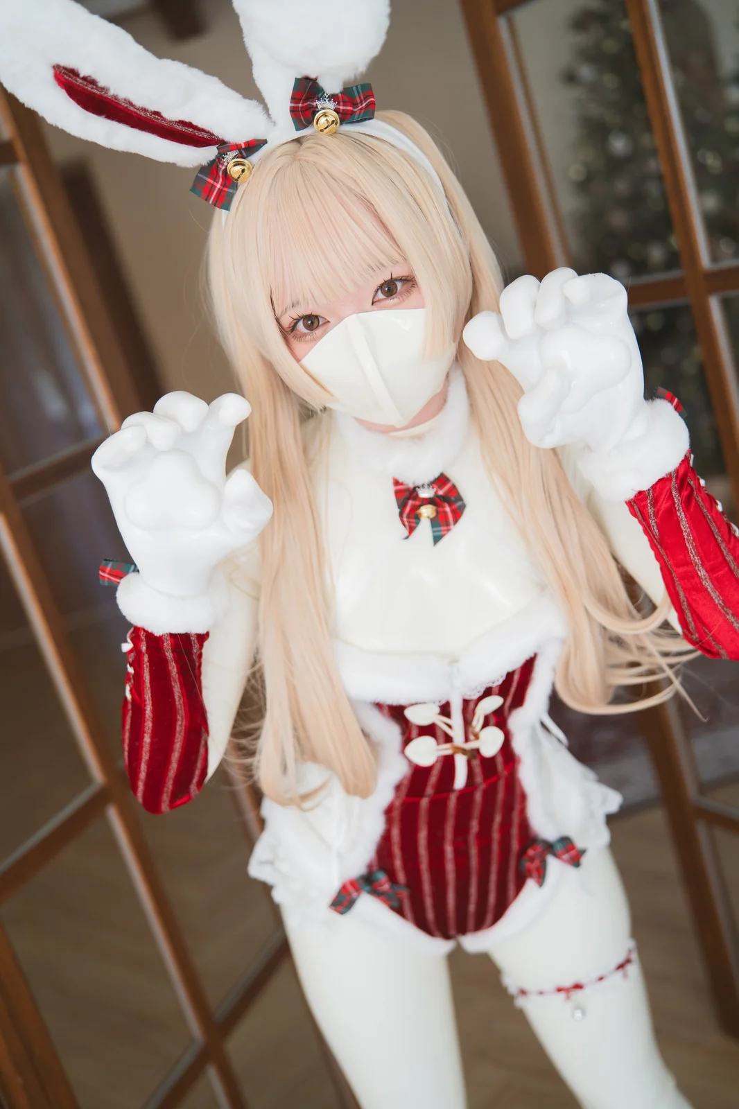 Sumire - Christmas Bunny Marie Rose [38P-449MB]