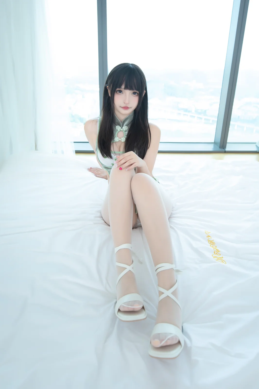 神楽坂真冬 - 青翠如梦 75P2V [75P2V-253MB]