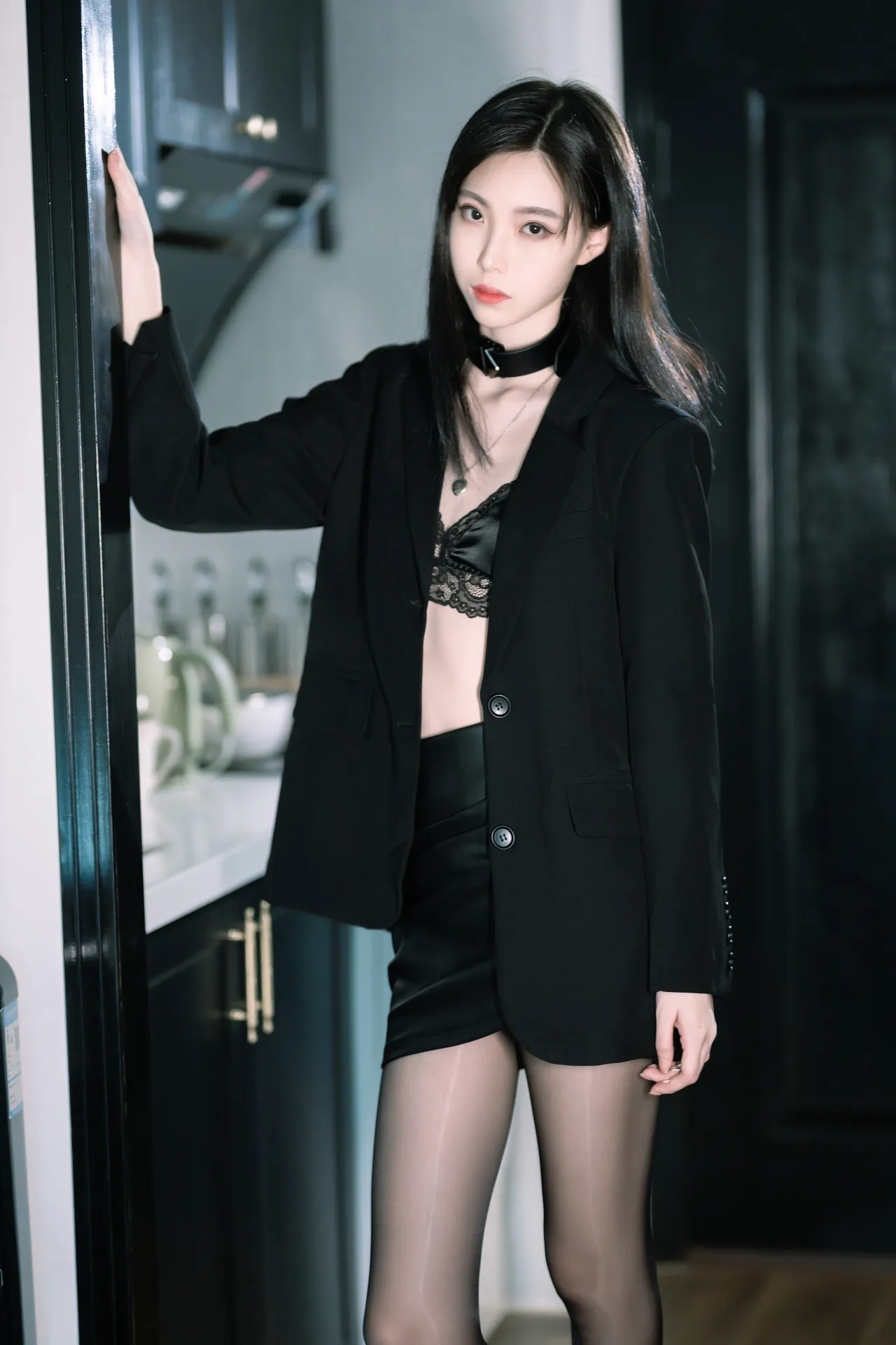 许岚LAN - 黑丝西装 [40P-528MB]