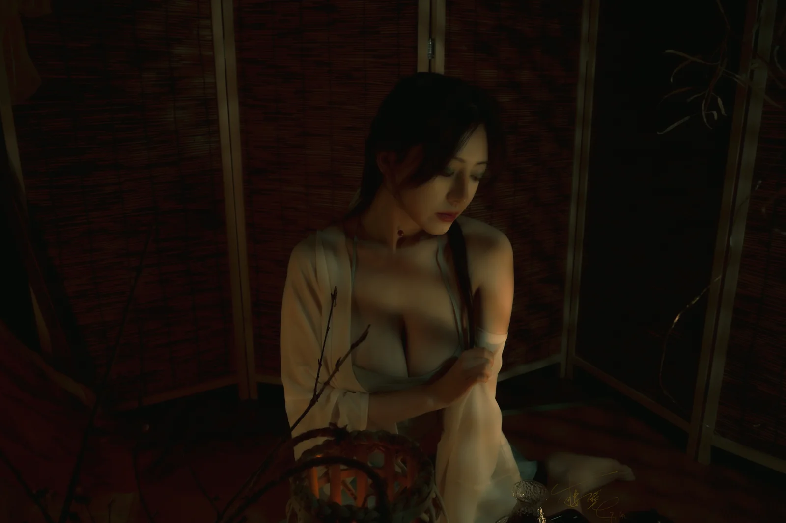 樱晚gigi – 青鸾 [22P-104MB]