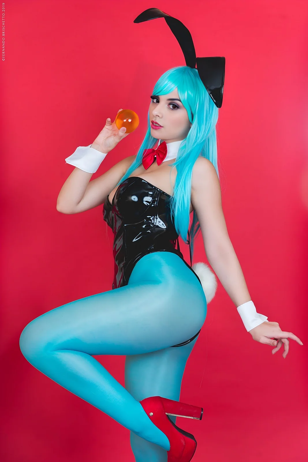 Valentina Kryp - Bulma Bunny Suit [9P-32MB]