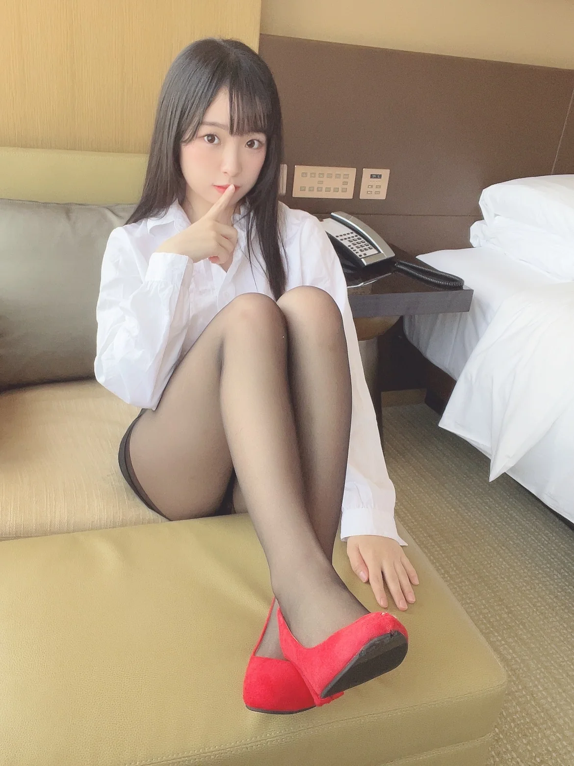 晴儿 - LO制服 55P [56P-51MB]