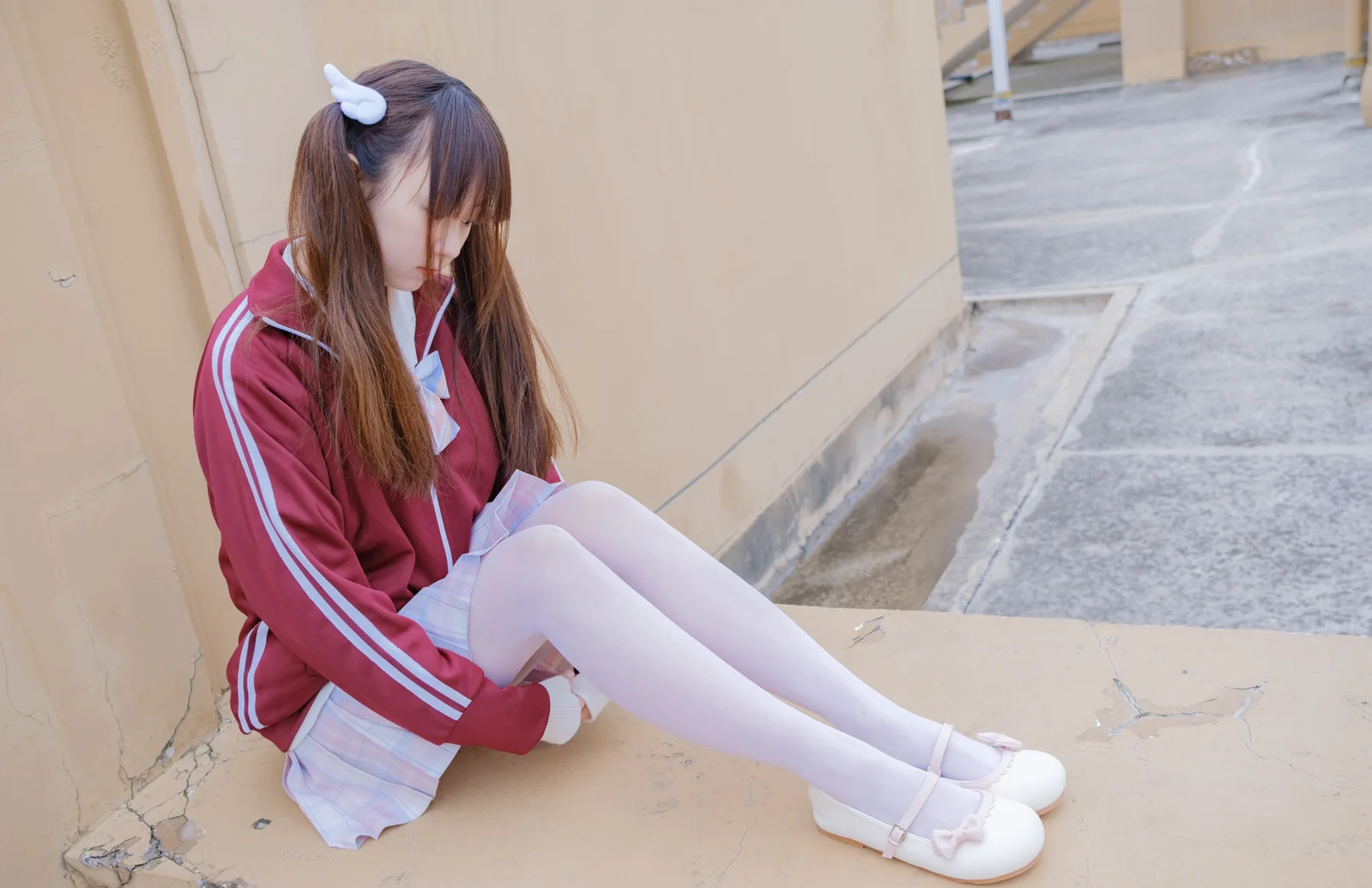 团子 - 捆绑 90P [90P-303MB]