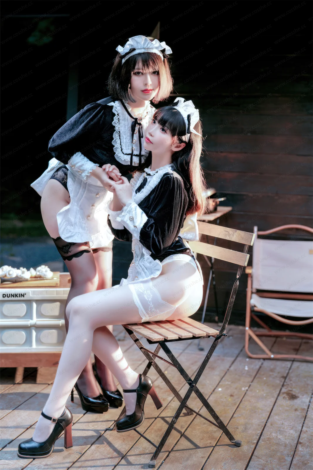 半半子&面饼仙儿 - 【BANBANKOxMianZelizer】メイド姉妹 74P [74P-439MB]