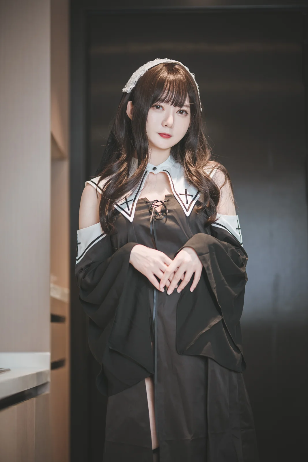 51酱 - 修女 [33P-396MB]