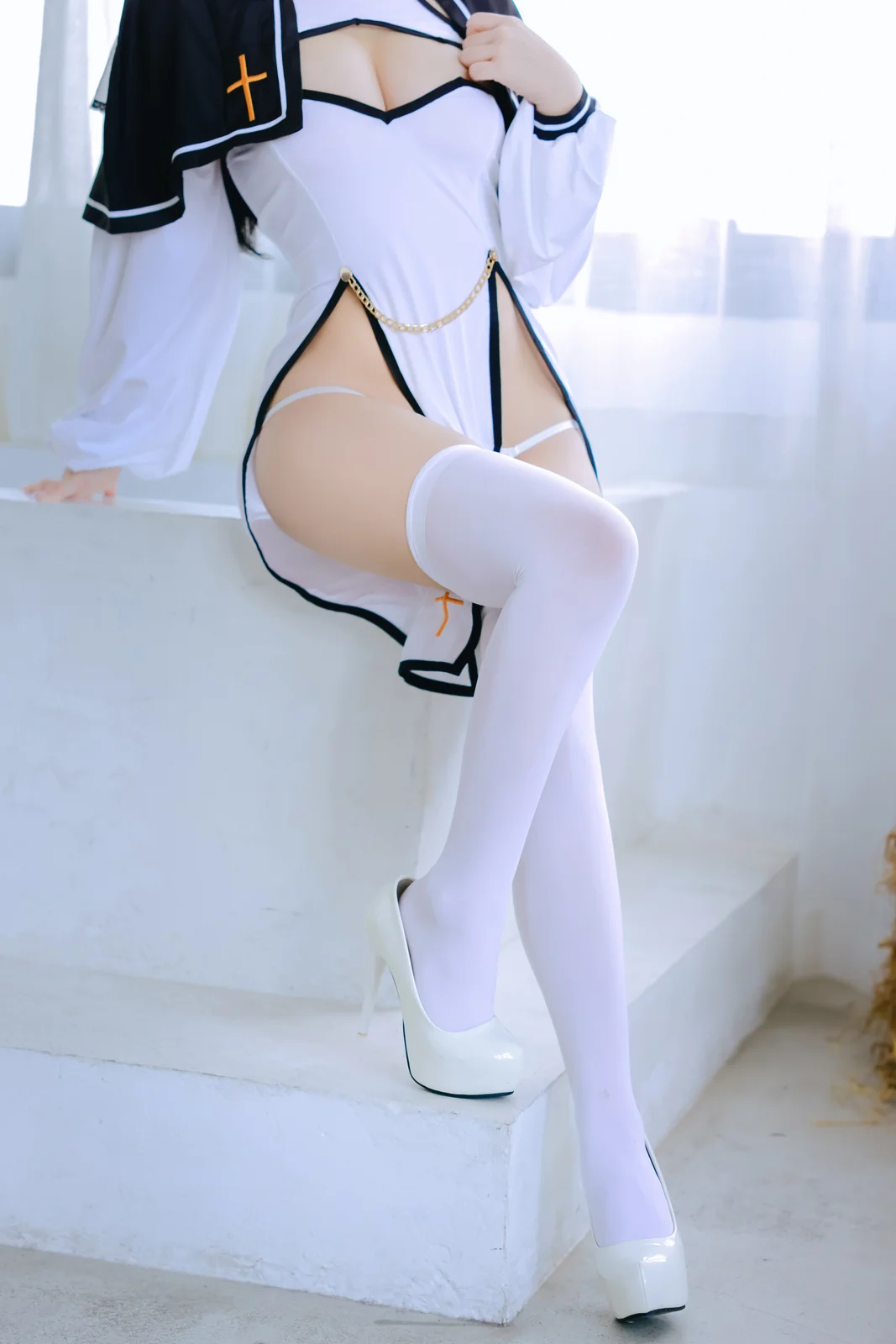 日奈娇 - 圣洁修女 110P [110P-1.50GB]