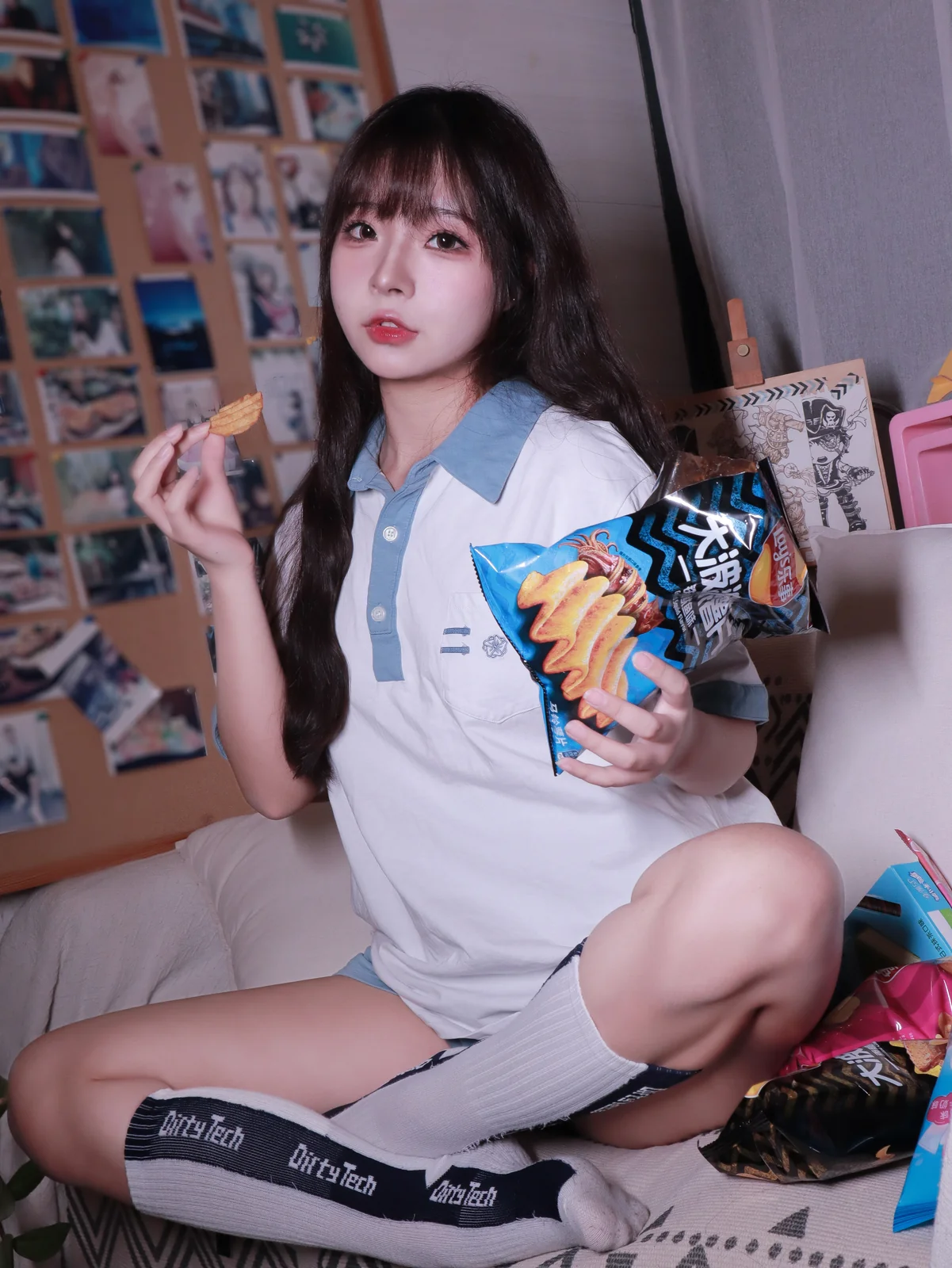 yuuhui玉汇 - 蓝白条少女 81P [81P-520MB]