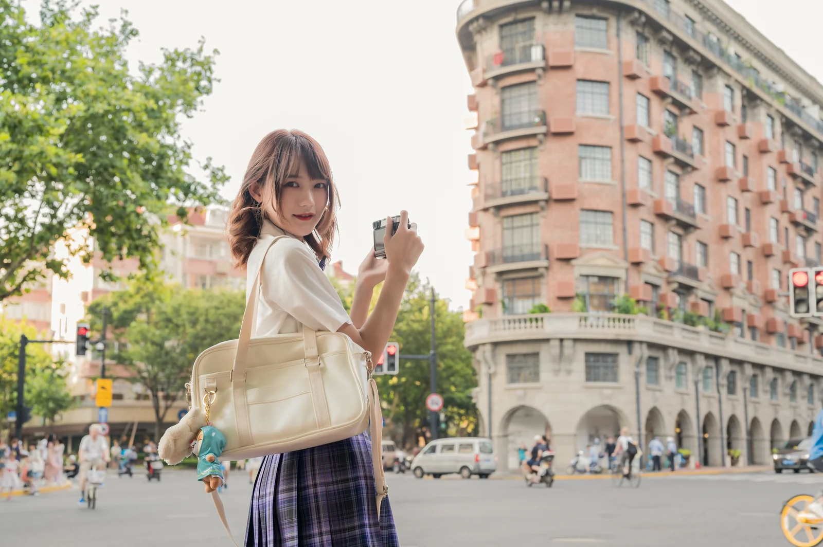 兔子Zzz不吃胡萝卜 - 文艺少女 [23P-352MB]