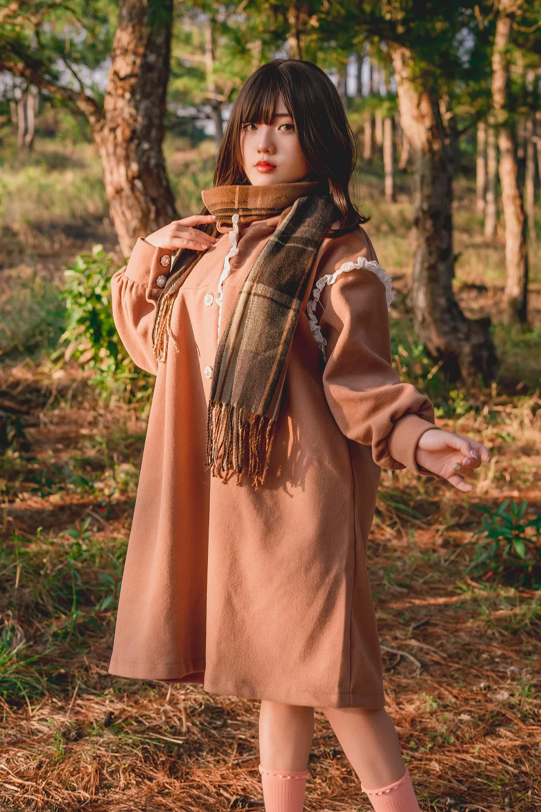 Messie Huang - Into the Wood [26P-49MB]