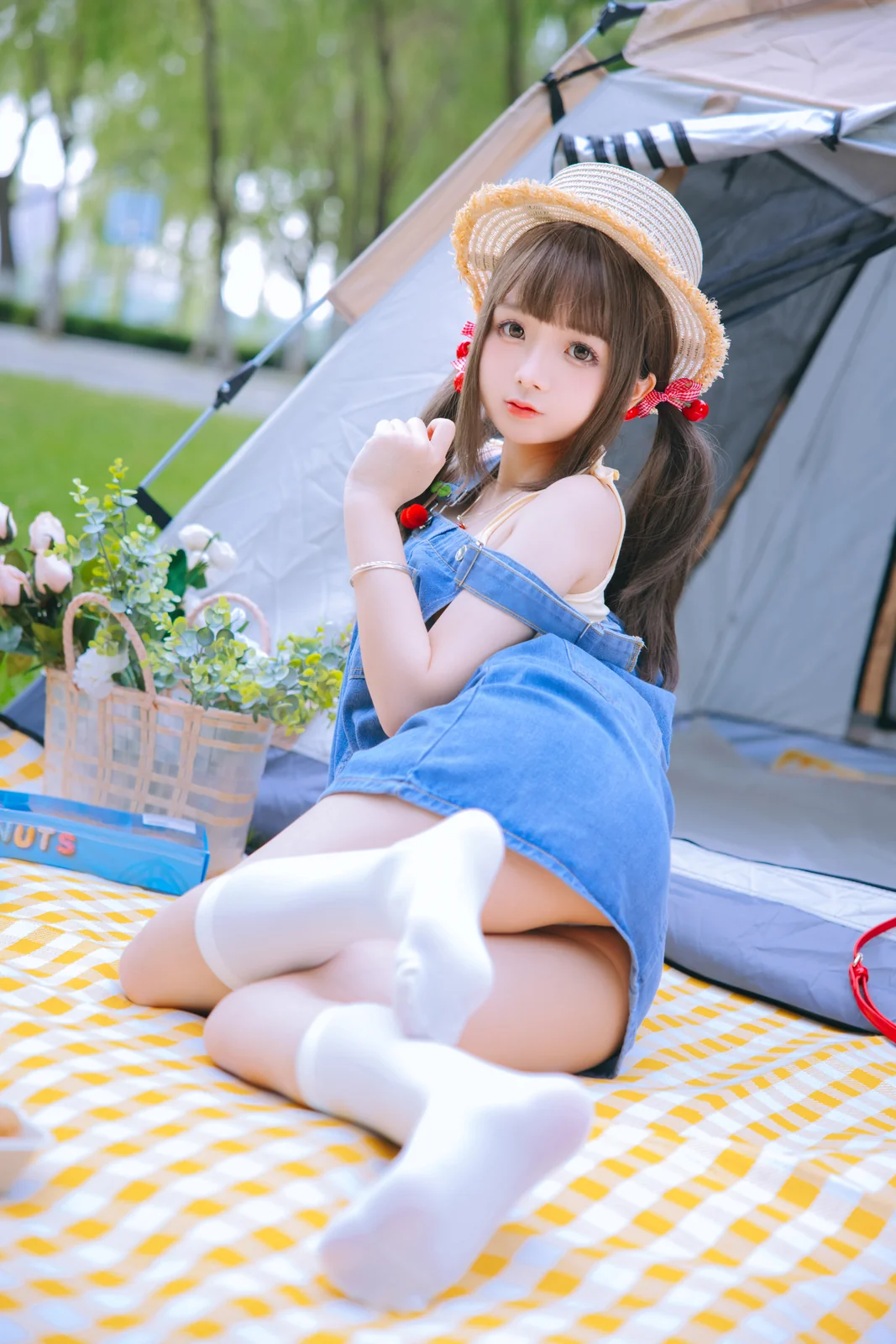 日奈娇 - 野餐日 200P [200P-1.73GB]