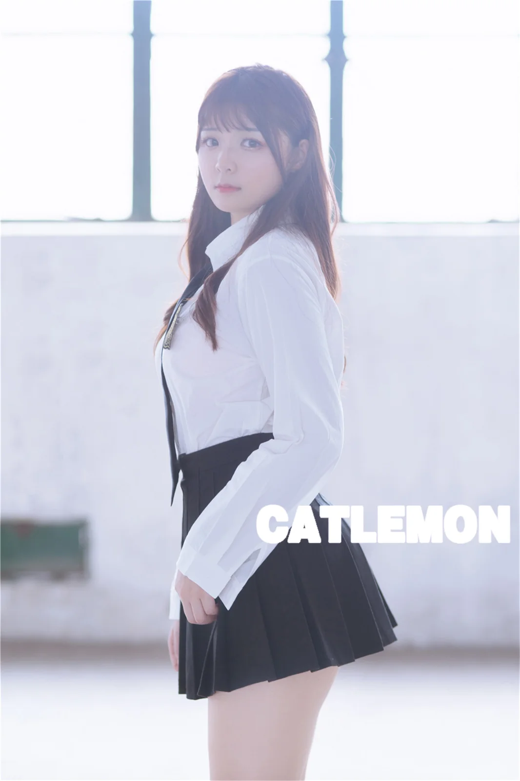 Catlemon - 废墟 [80P-70MB]