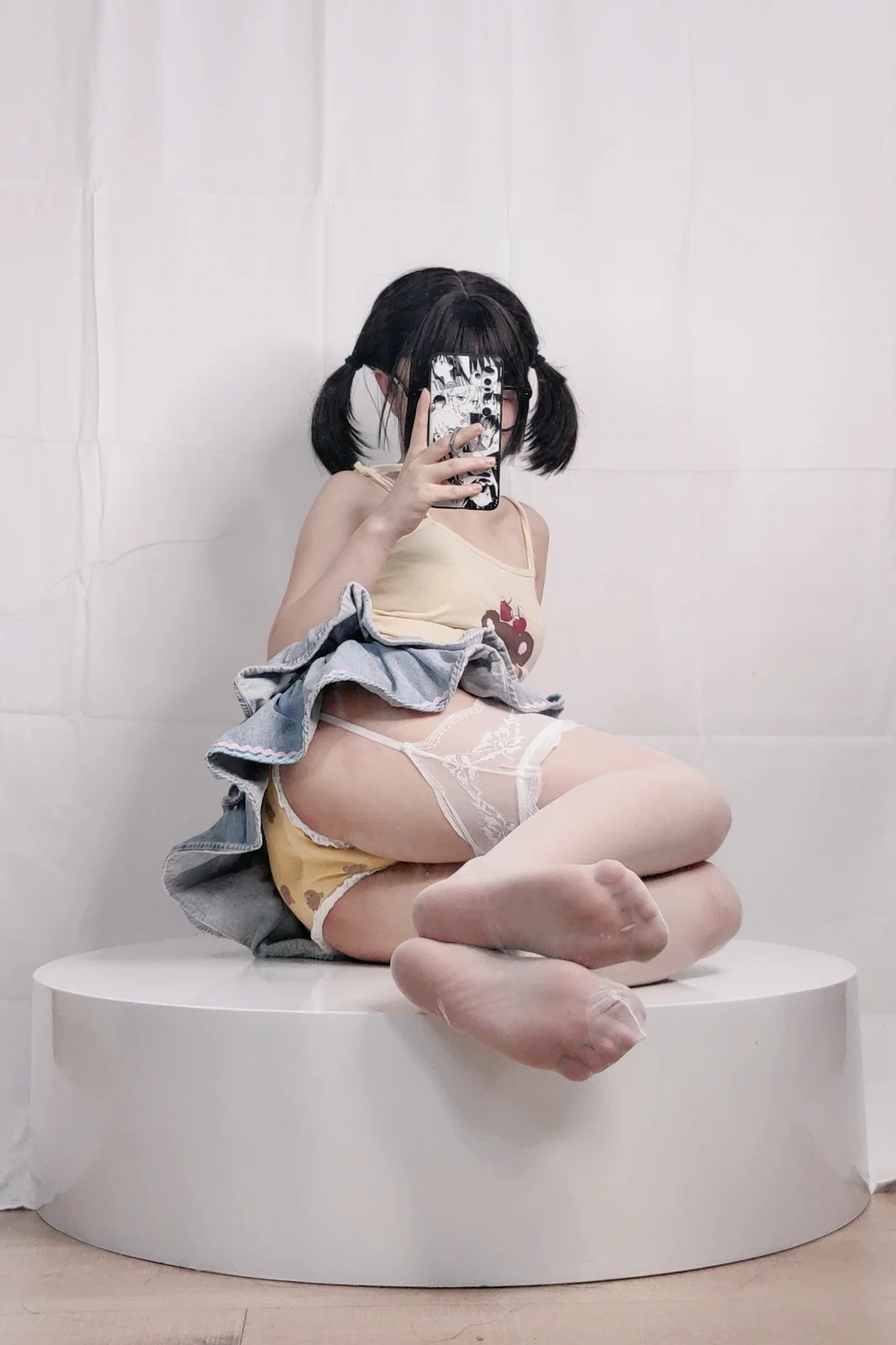 神沢永莉 - 绫汐蛋糕裙吊带袜 [21P-57MB]