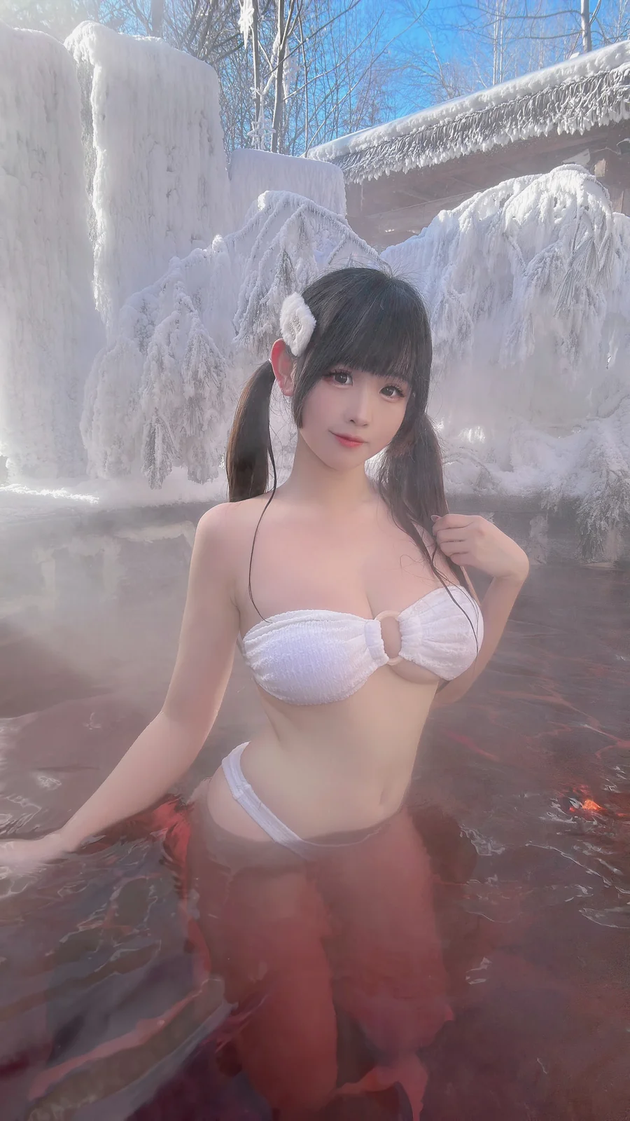 miko酱 - 雪地温泉 [36P3V-329MB]
