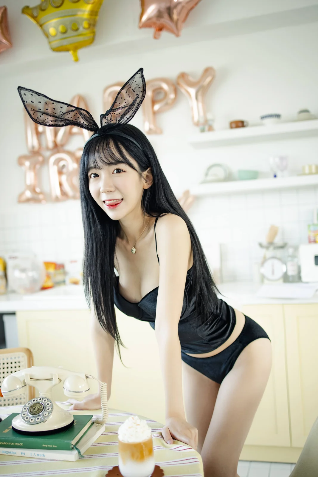 Patreon – Sovely – HAPPY BIRTHDAY [137P1V-250MB]