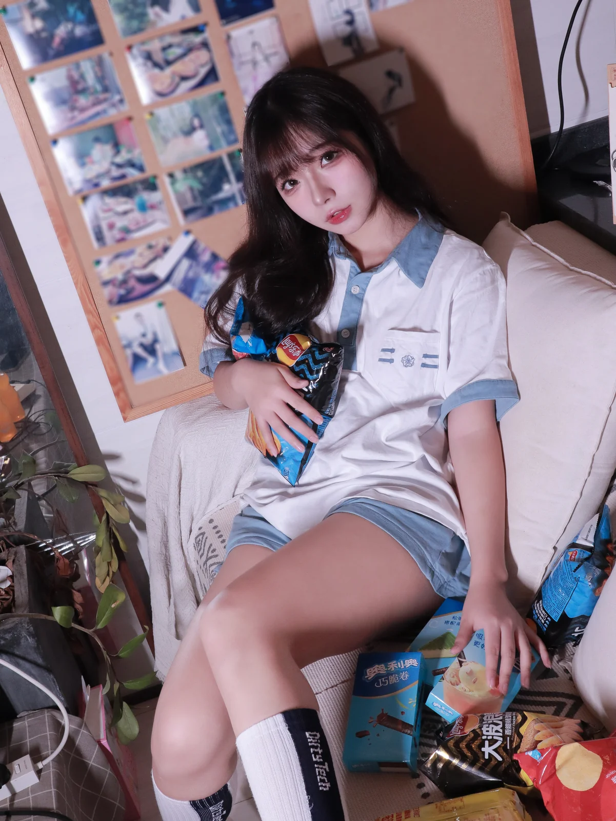 yuuhui玉汇 - 蓝白条少女 81P [81P-520MB]