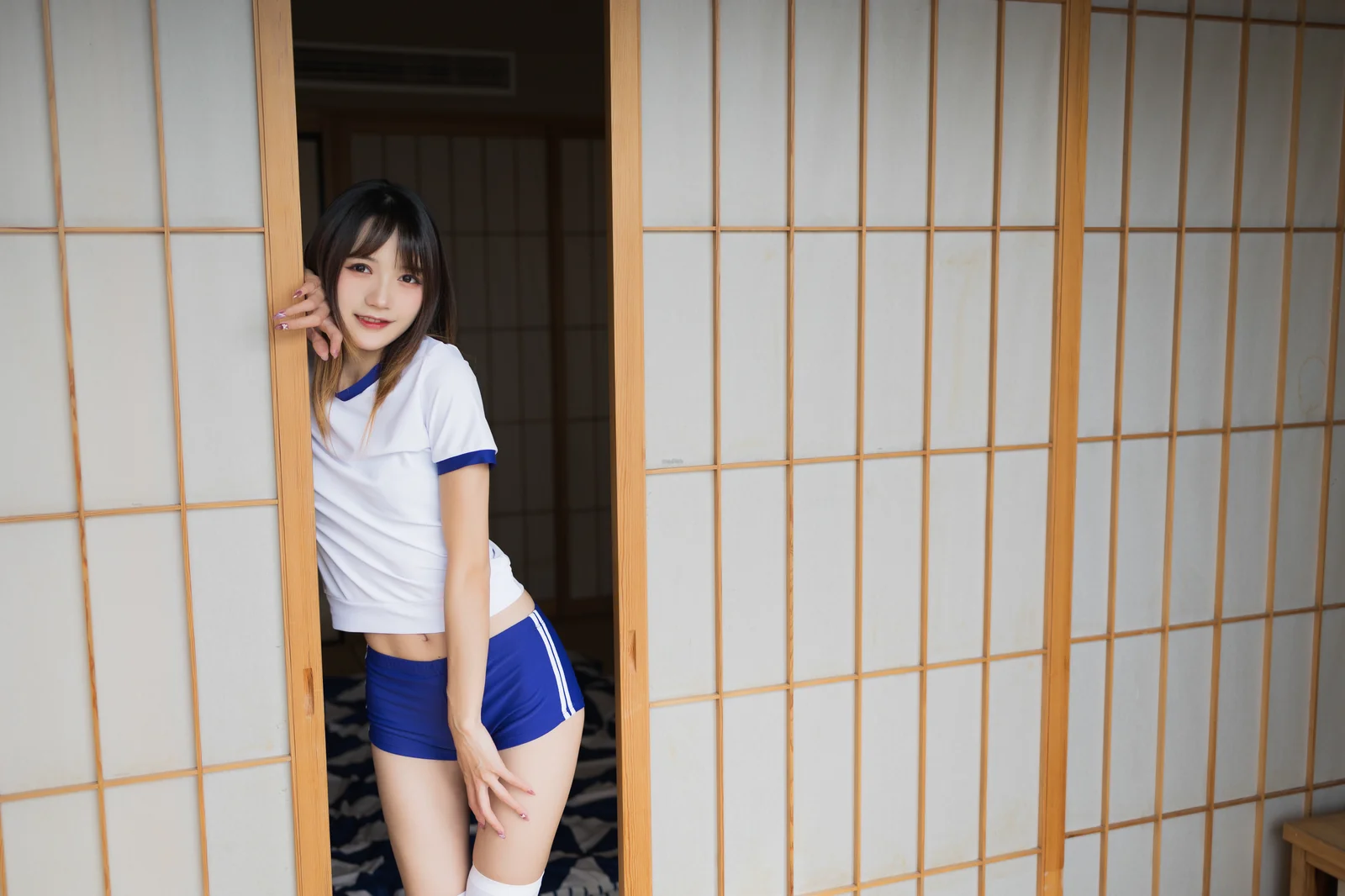 兔子Zzz不吃胡萝卜 - 体操服少女 [36P-171MB]