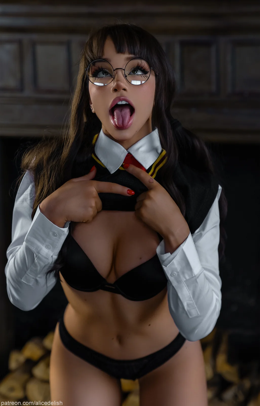 Alice Delish - Moaning Myrtle [14P-46MB]