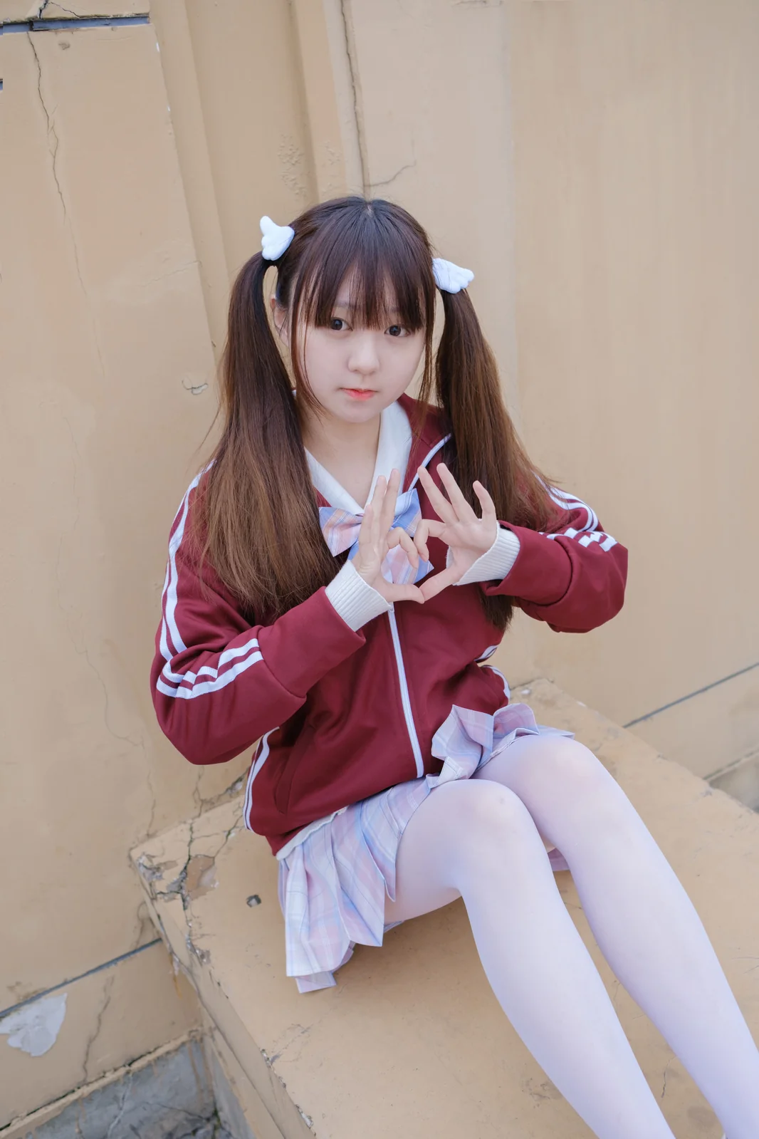 团子 - 捆绑 90P [90P-303MB]