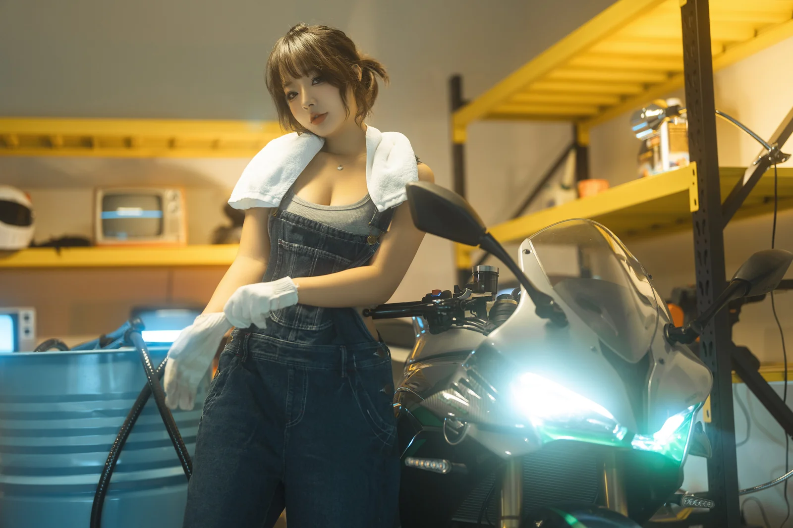 yuuhui玉汇 – 机车维修站 139P [139P-2.75GB]
