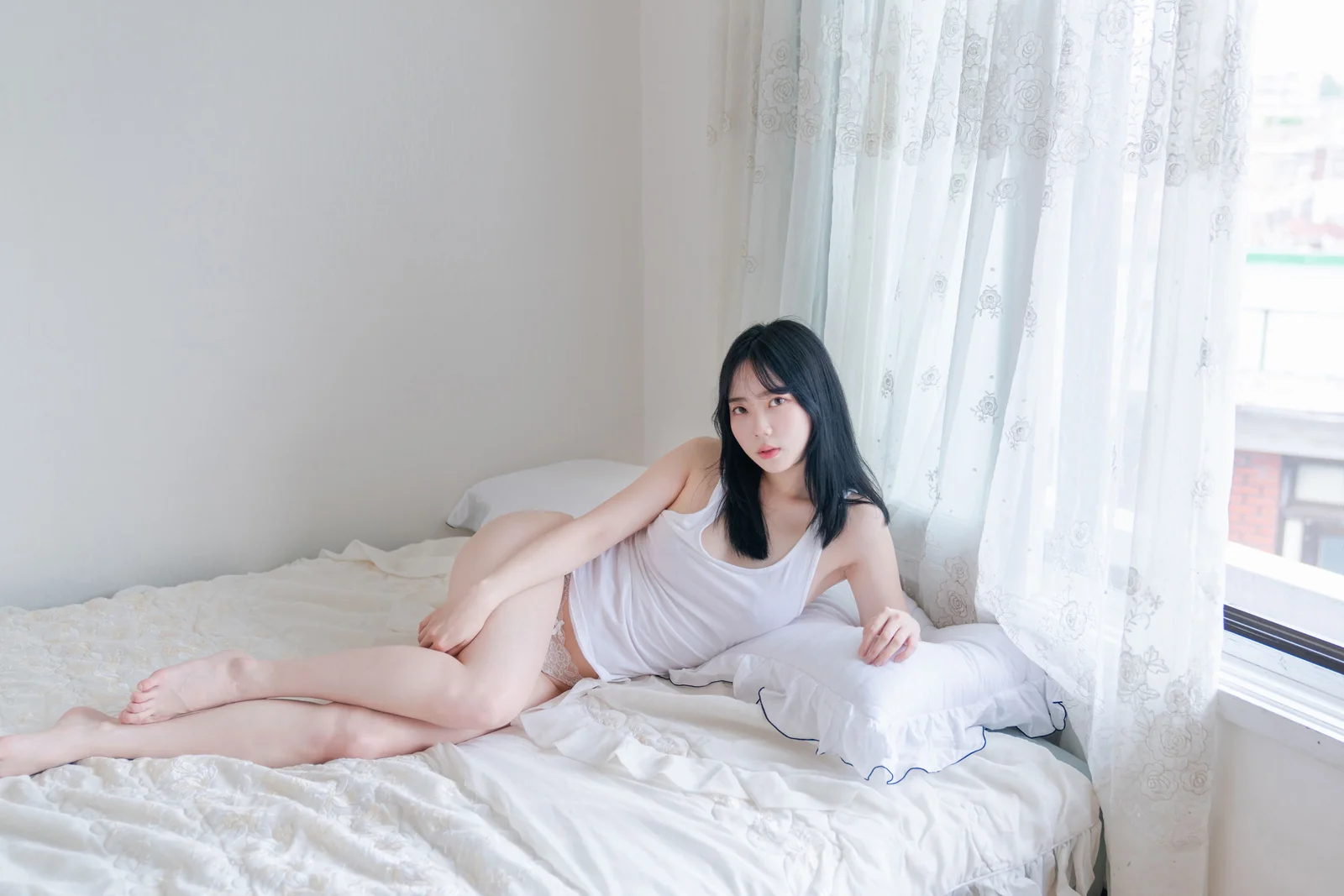 MYUA X HARE - Myua - Vol.03 [57P-167MB]