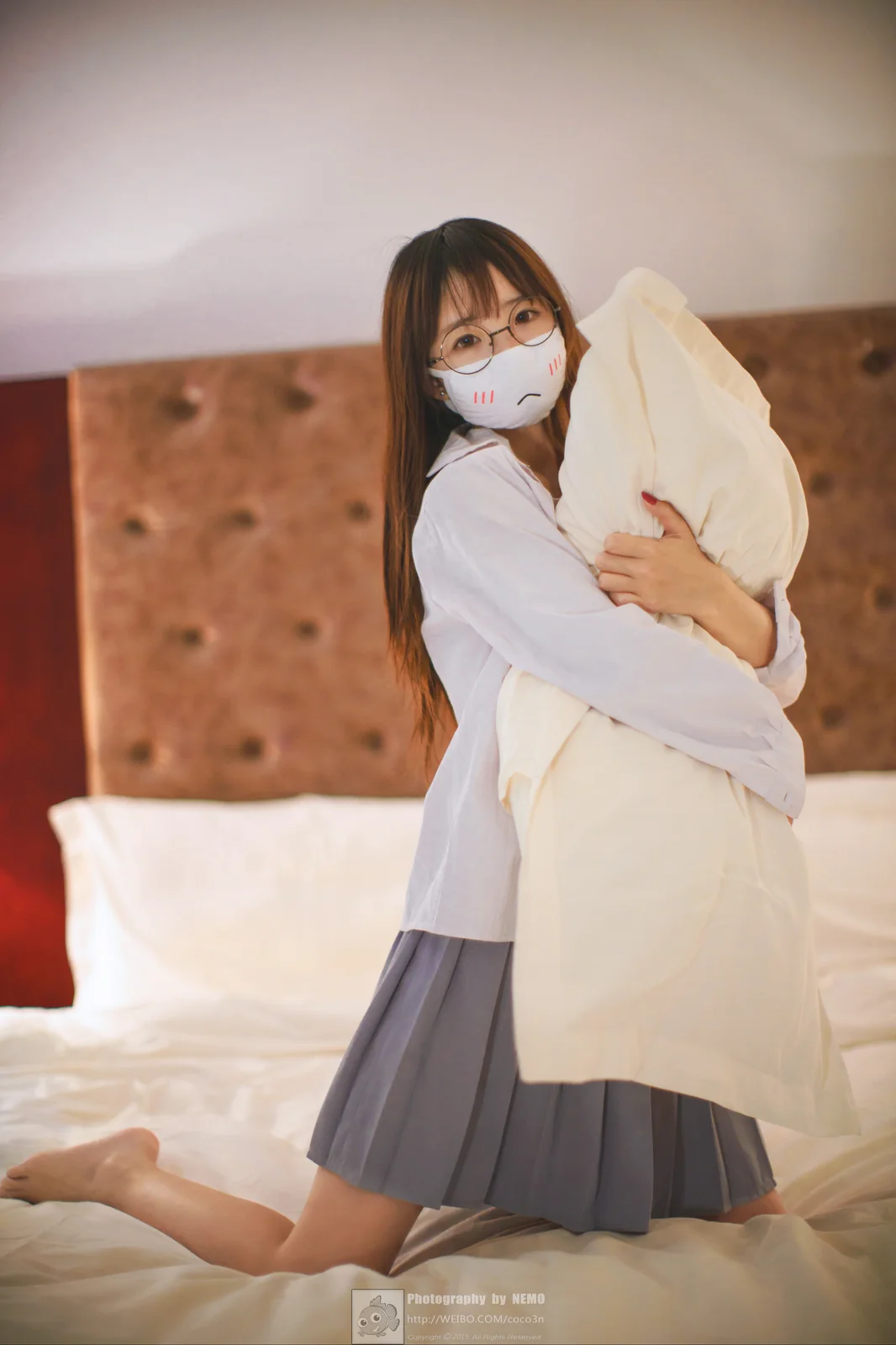 御子Yumiko - 口罩 [19P-143MB]