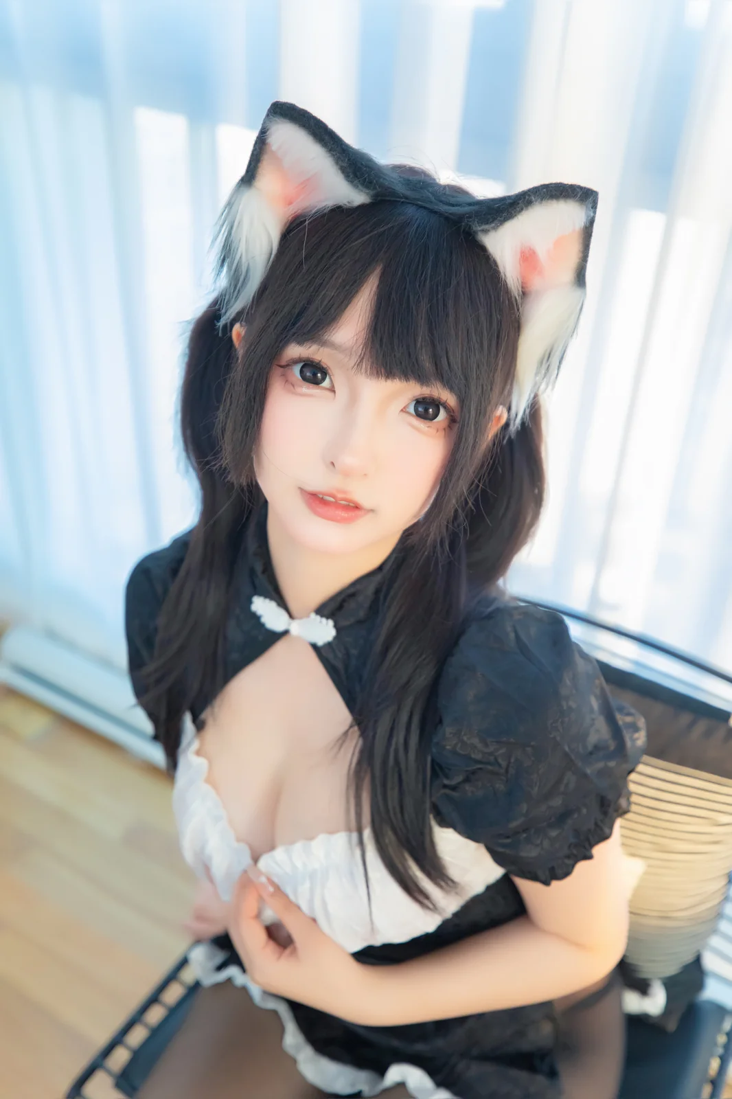 神楽坂真冬 - 猫猫女仆 75P2V [75P2V-332MB]