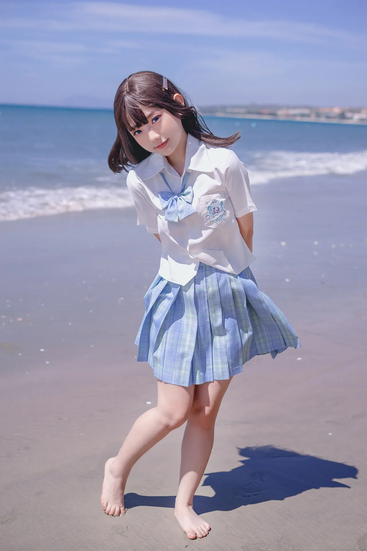 Messie Huang - Seifuku [20P-97MB]