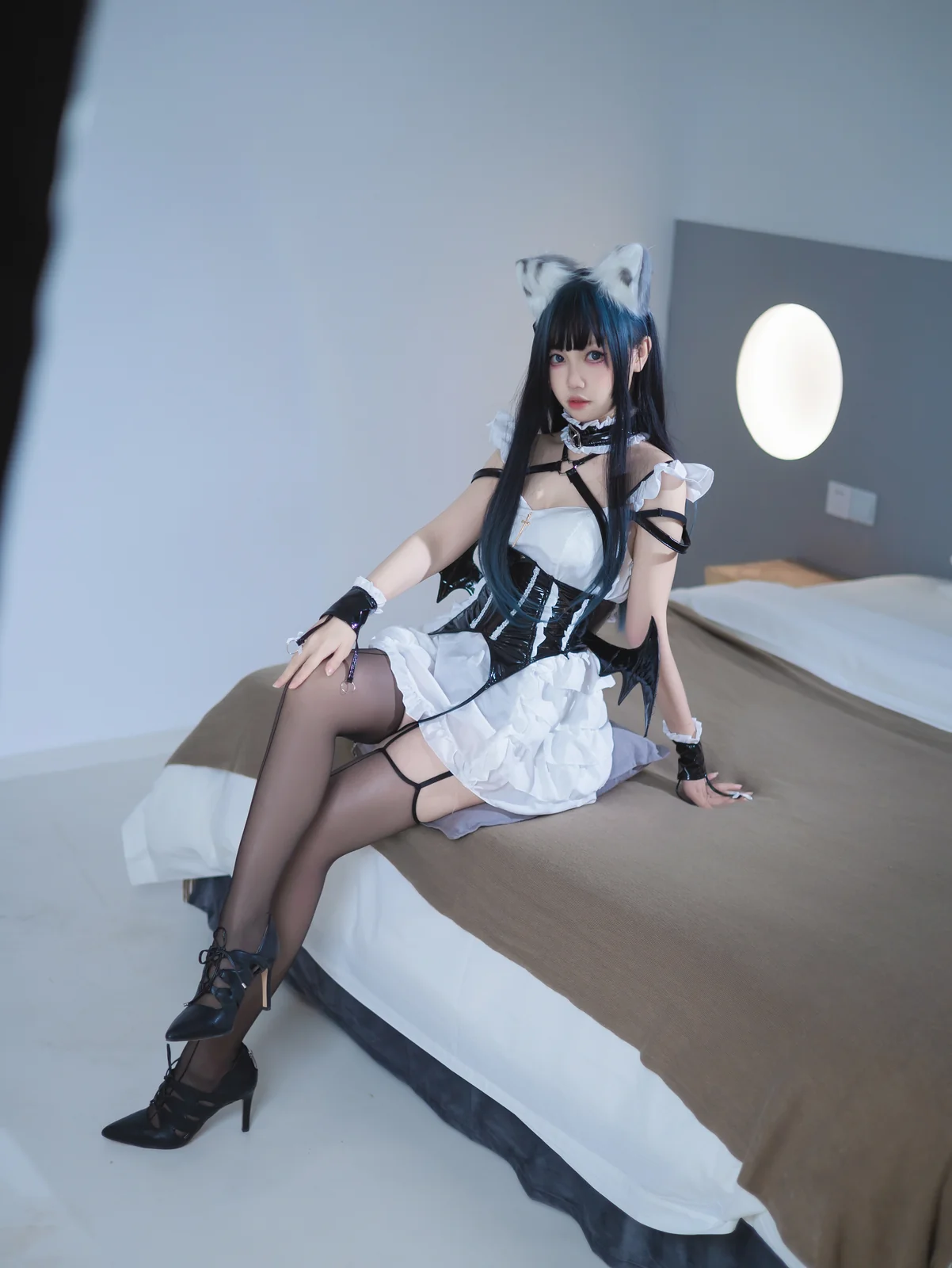 洛桑w伊梓 - 猫耳小恶魔 [42P3V-460MB]
