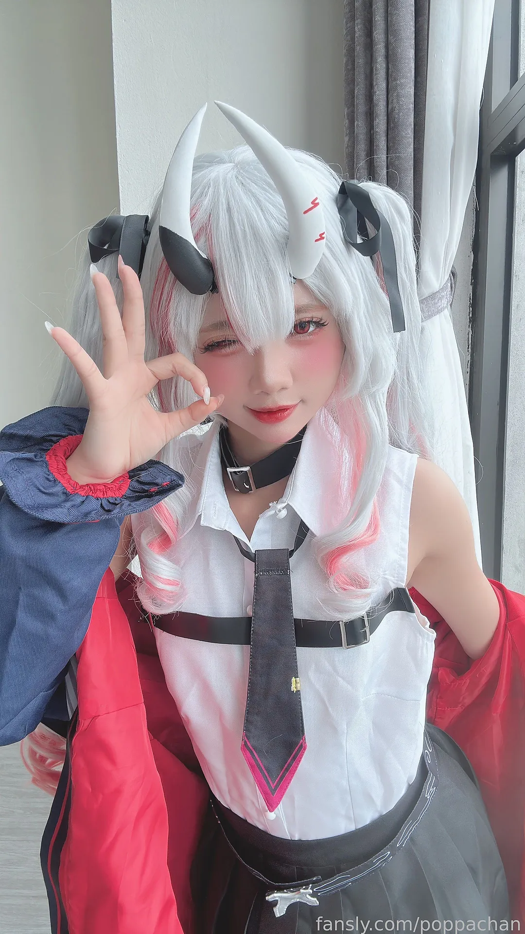 PoppaChan - Nakiri Ayame [19P-51MB]