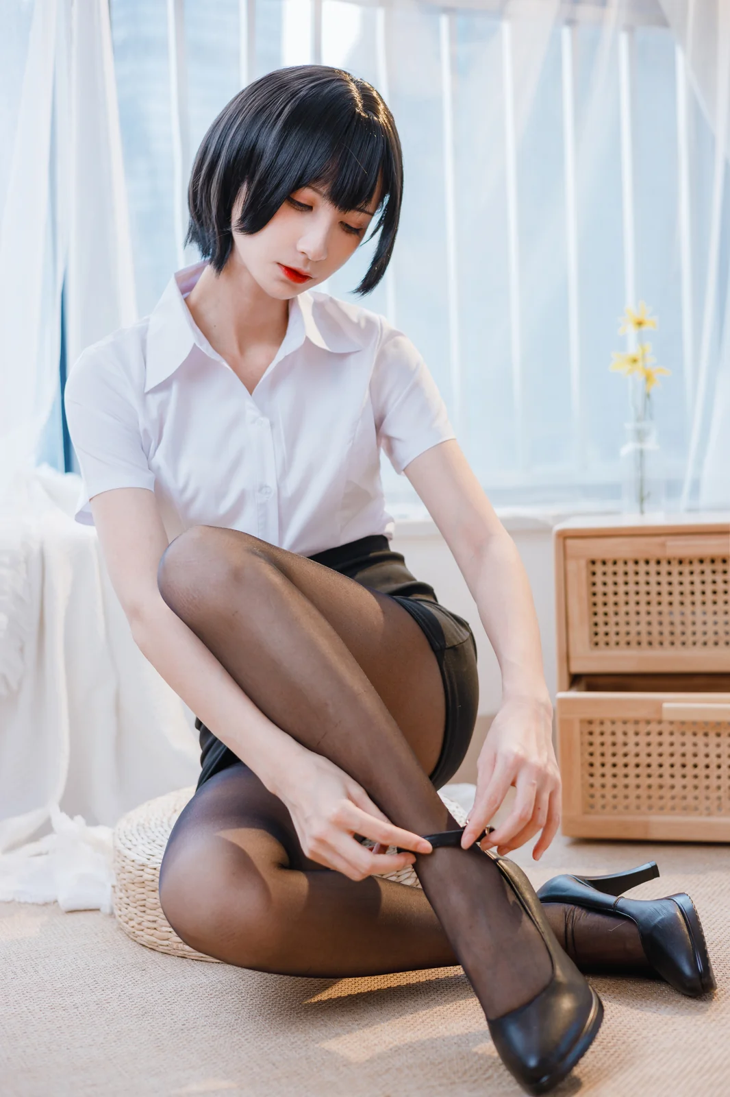 贝儿酱Miki - OL装 [31P-365MB]