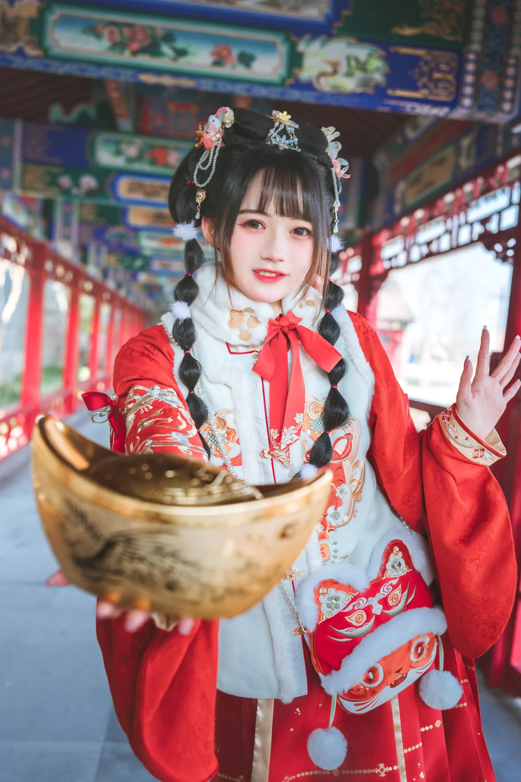 兔子Zzz不吃胡萝卜 - 可爱新年 [26P-299MB]
