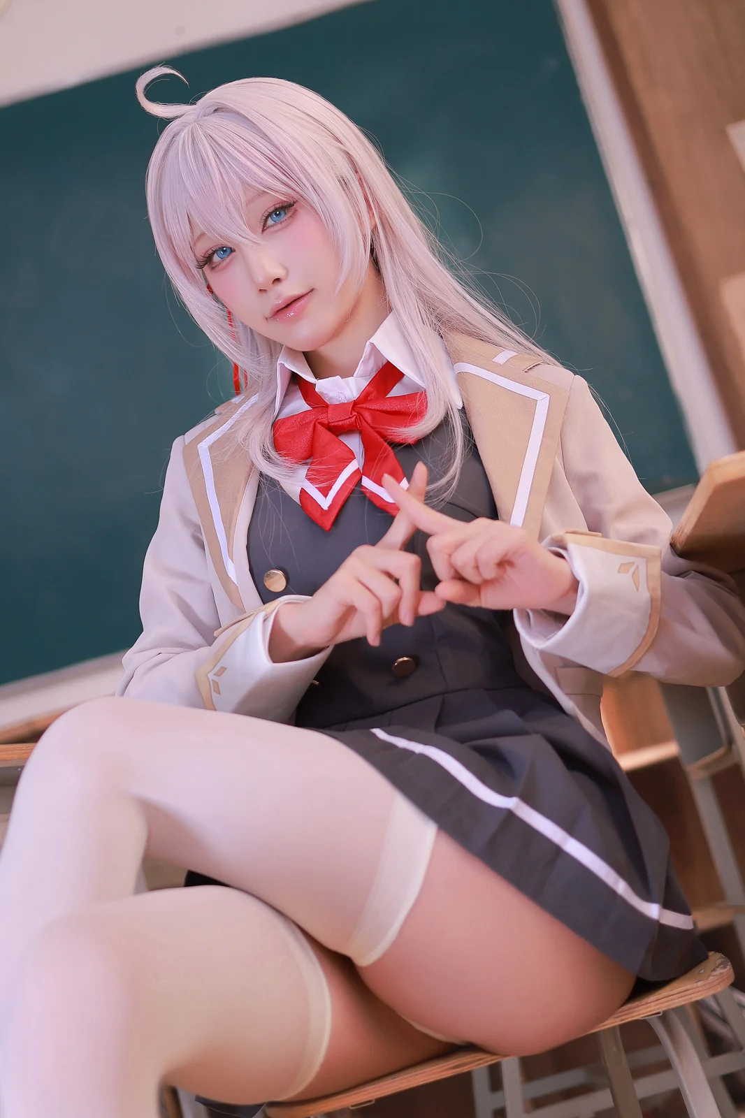 水淼aqua - 艾莉同学 [91P-160MB]
