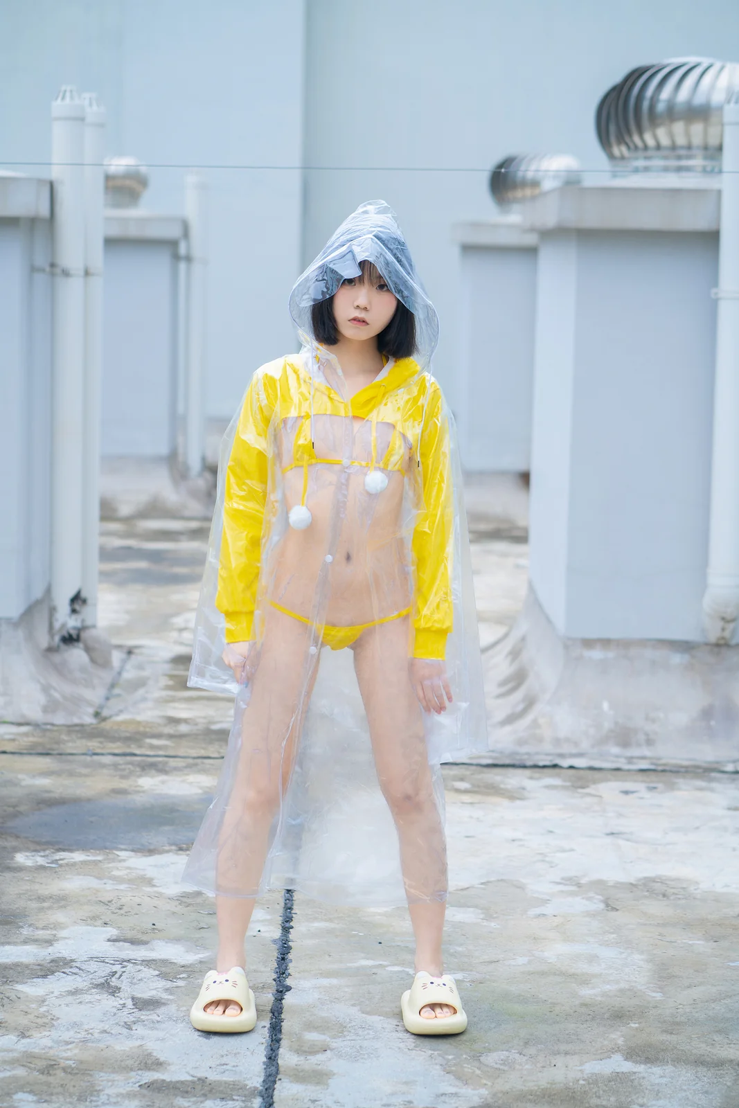一只小栗奈 – 天台雨衣 169P1V [169P1V-752MB]
