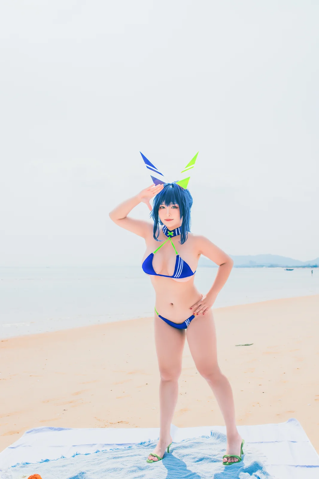 洛璃LoLiSAMA - 热恋的盛夏 花园泳装 66P [66P-363MB]