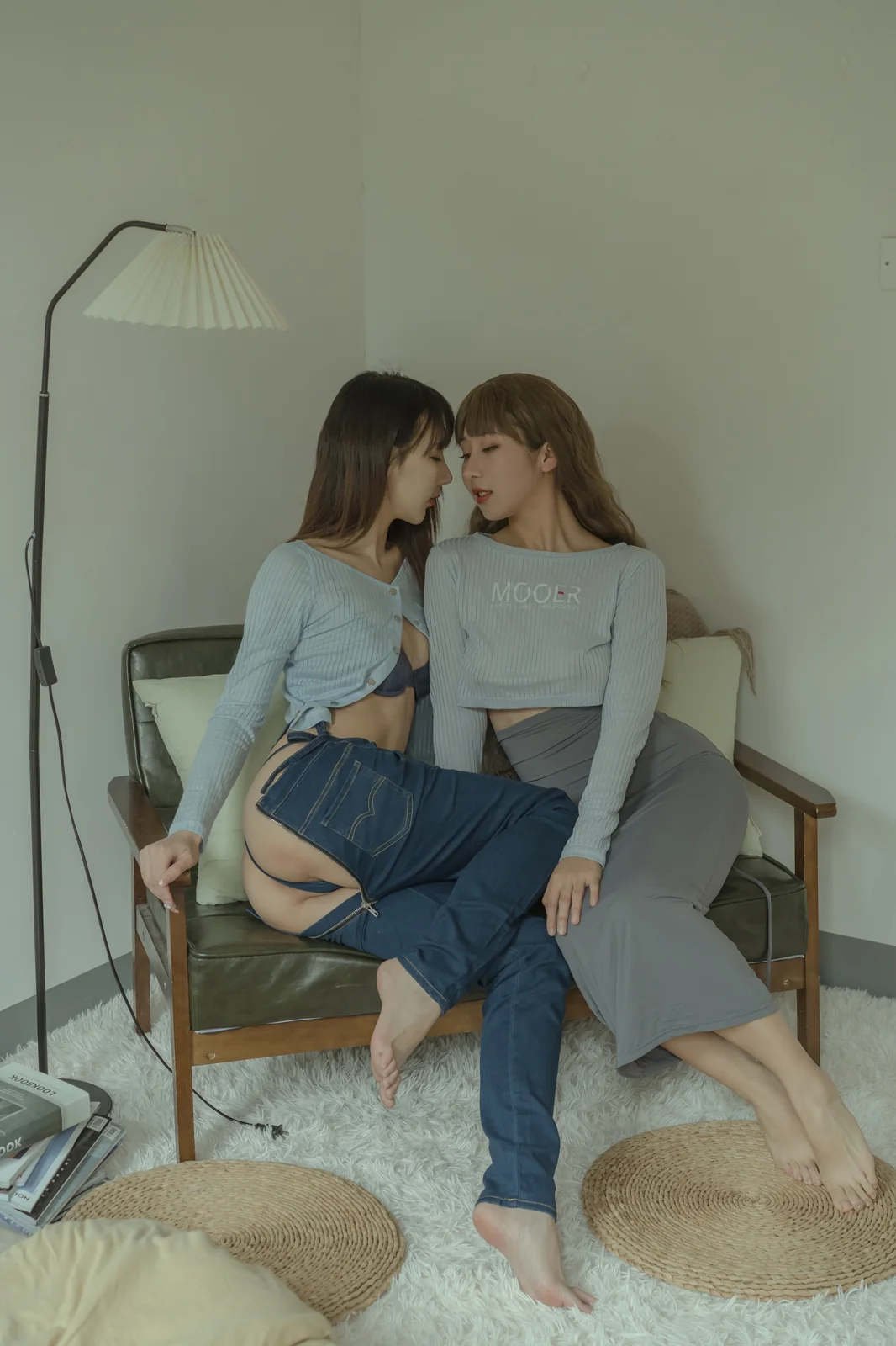 云溪溪&奶桃 - 日系百合 [60P1V-1.83GB]