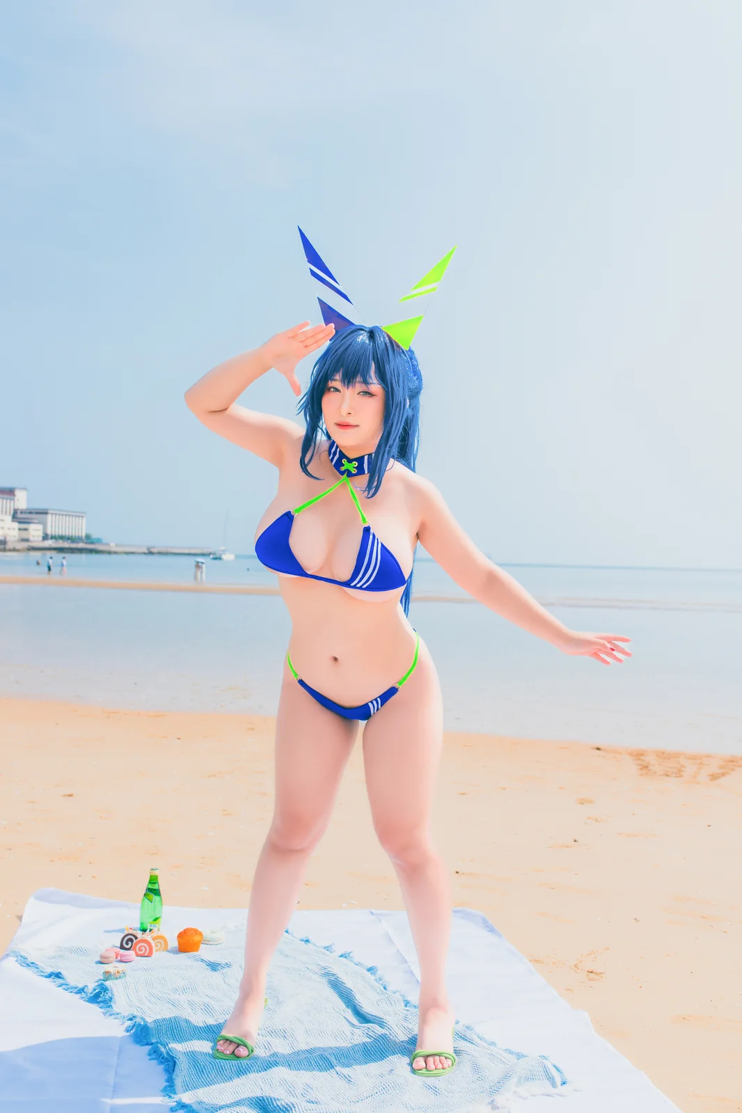 洛璃LoLiSAMA - 热恋的盛夏 花园泳装 66P [66P-363MB]