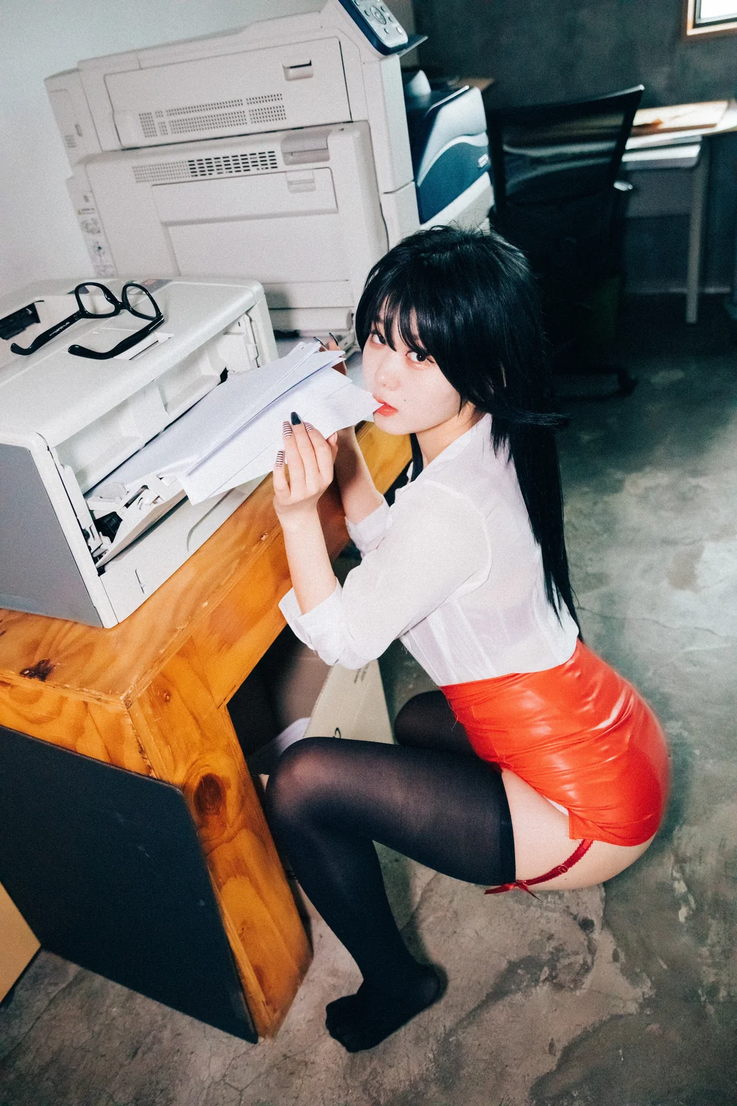 Loozy - Zia - Office slave + S version [22P-290MB]